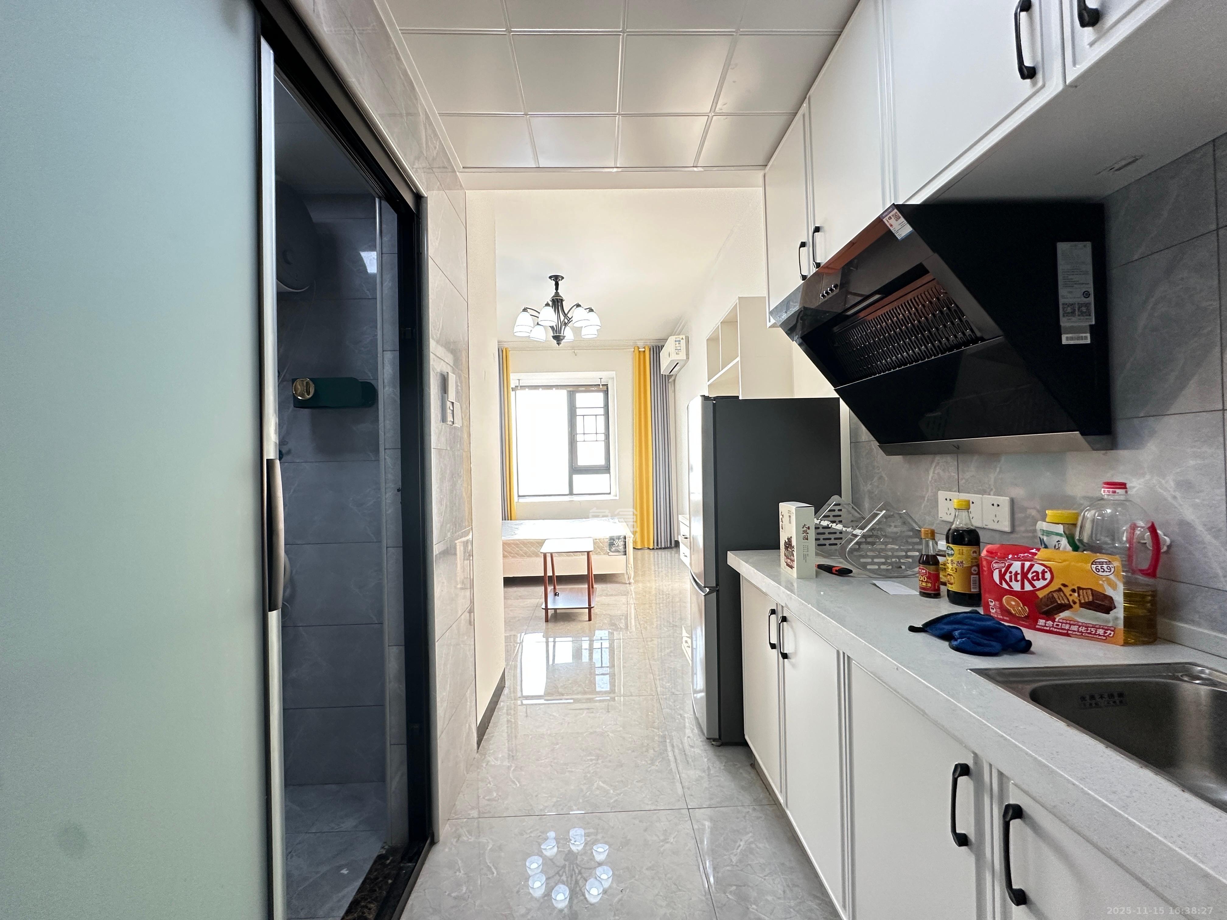 保利麓谷林语I区  1室0厅0卫    1400.0元/月室内图