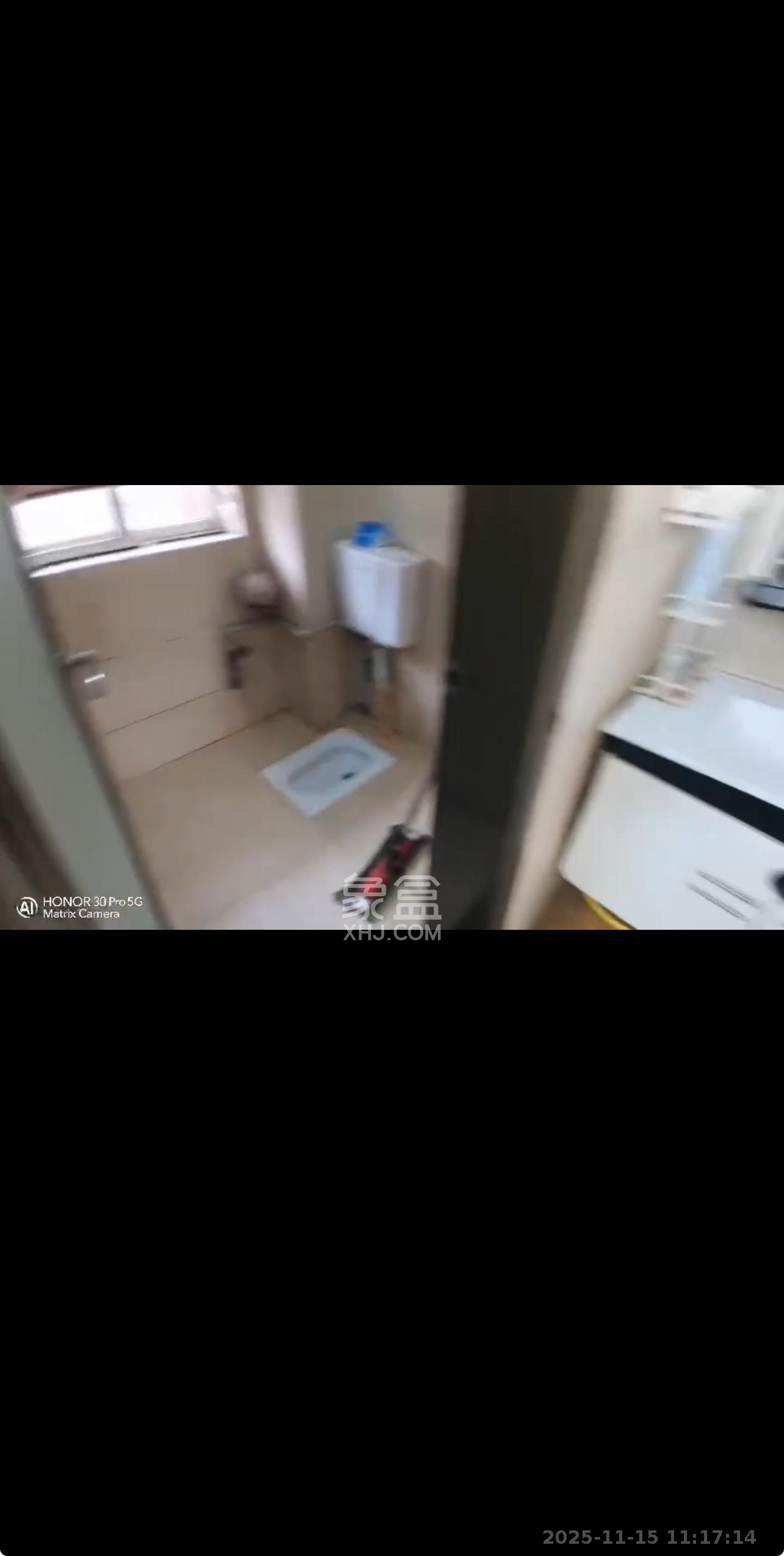 德润园  3室2厅1卫    2012.0元/月室内图