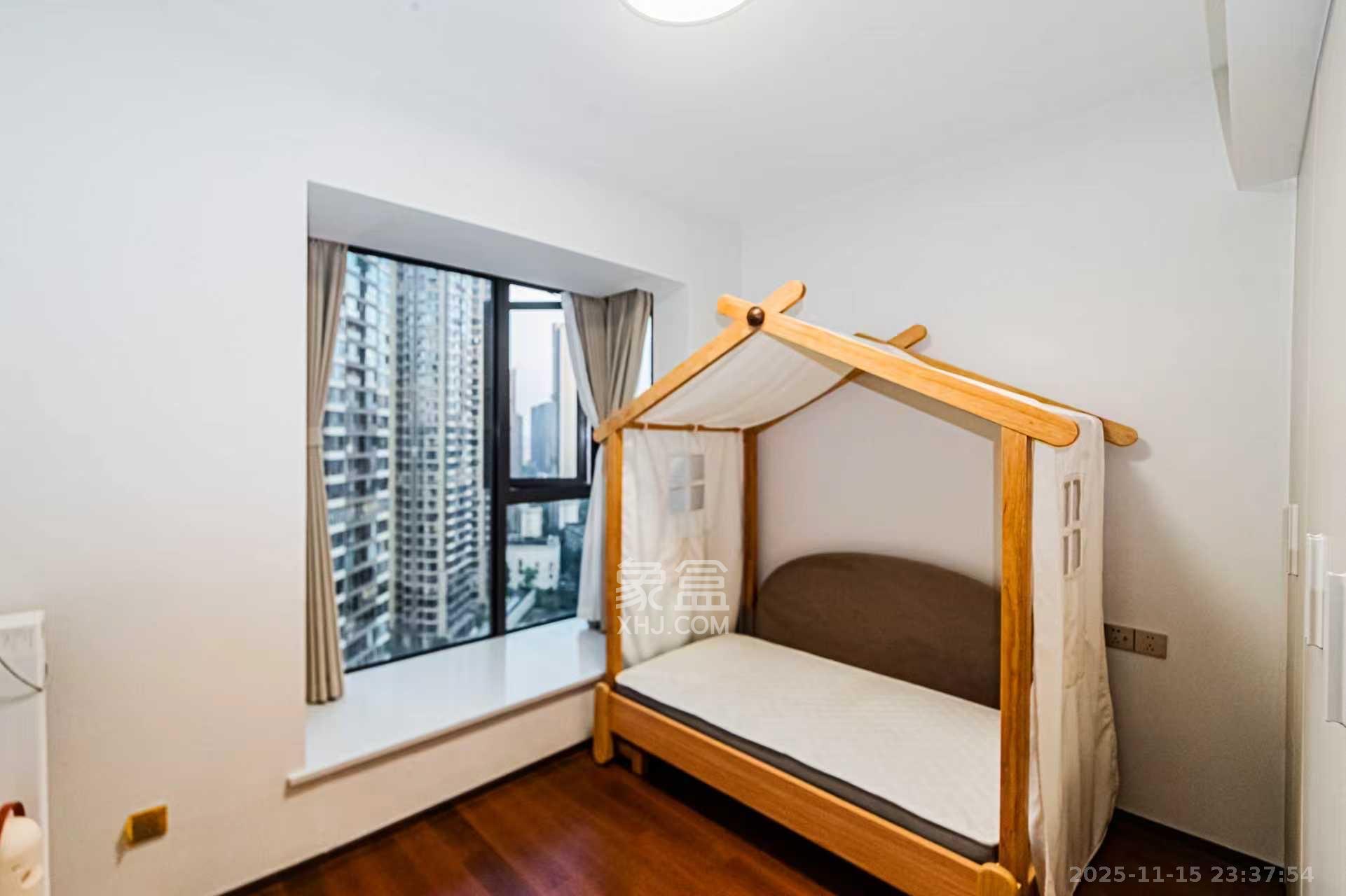 北辰瀚江府  4室2厅2卫    11000.0元/月室内图