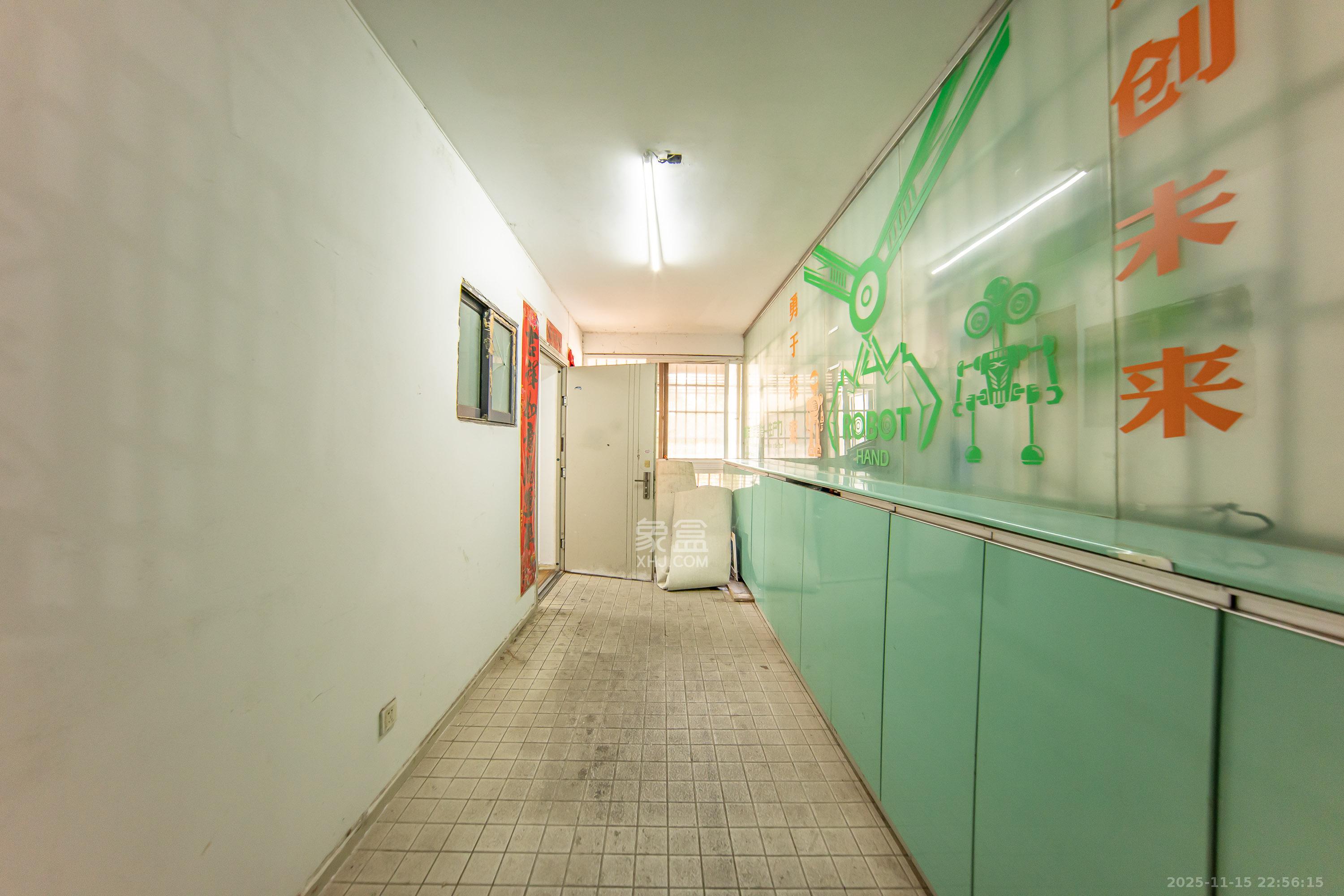 阳光100一期、四五期 1室2厅2卫 123.6万 阳光100一期、四五期 1室2厅2卫 123.6万其他