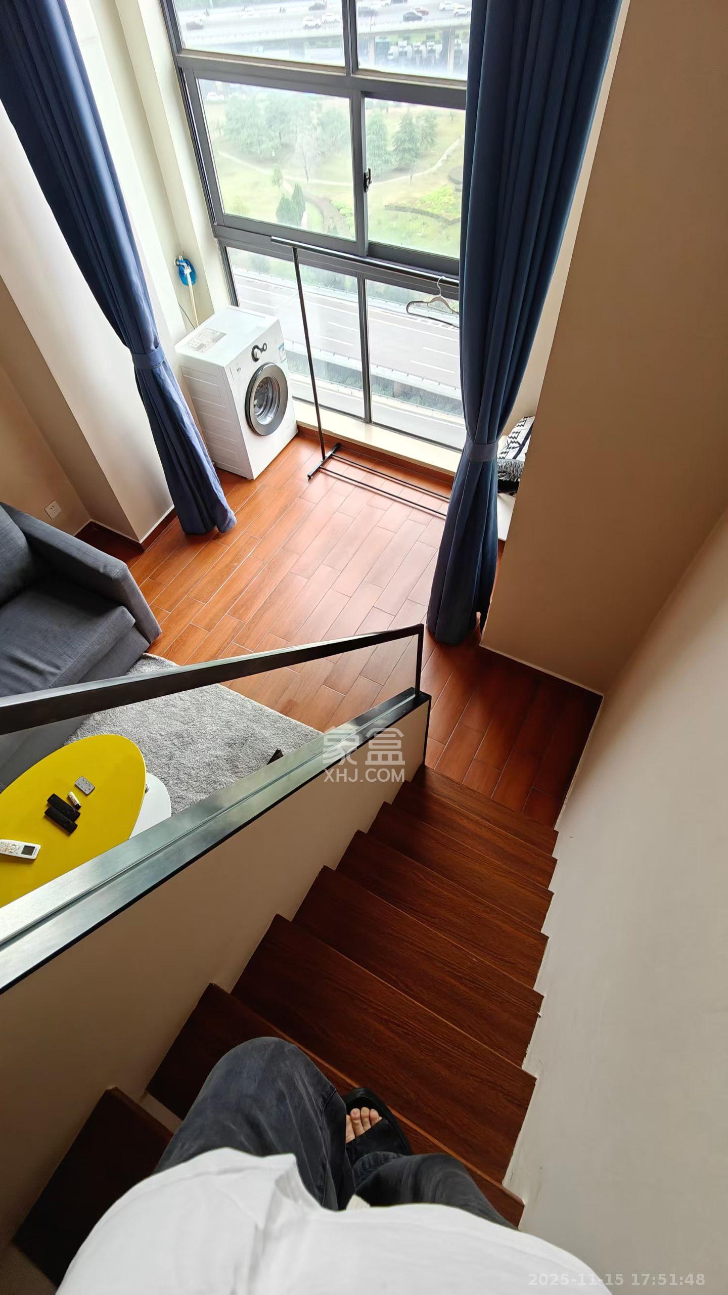 兰亭湾畔 1室1厅1卫 1600.0元/月 兰亭湾畔 1室1厅1卫 1600.0元/月室内图