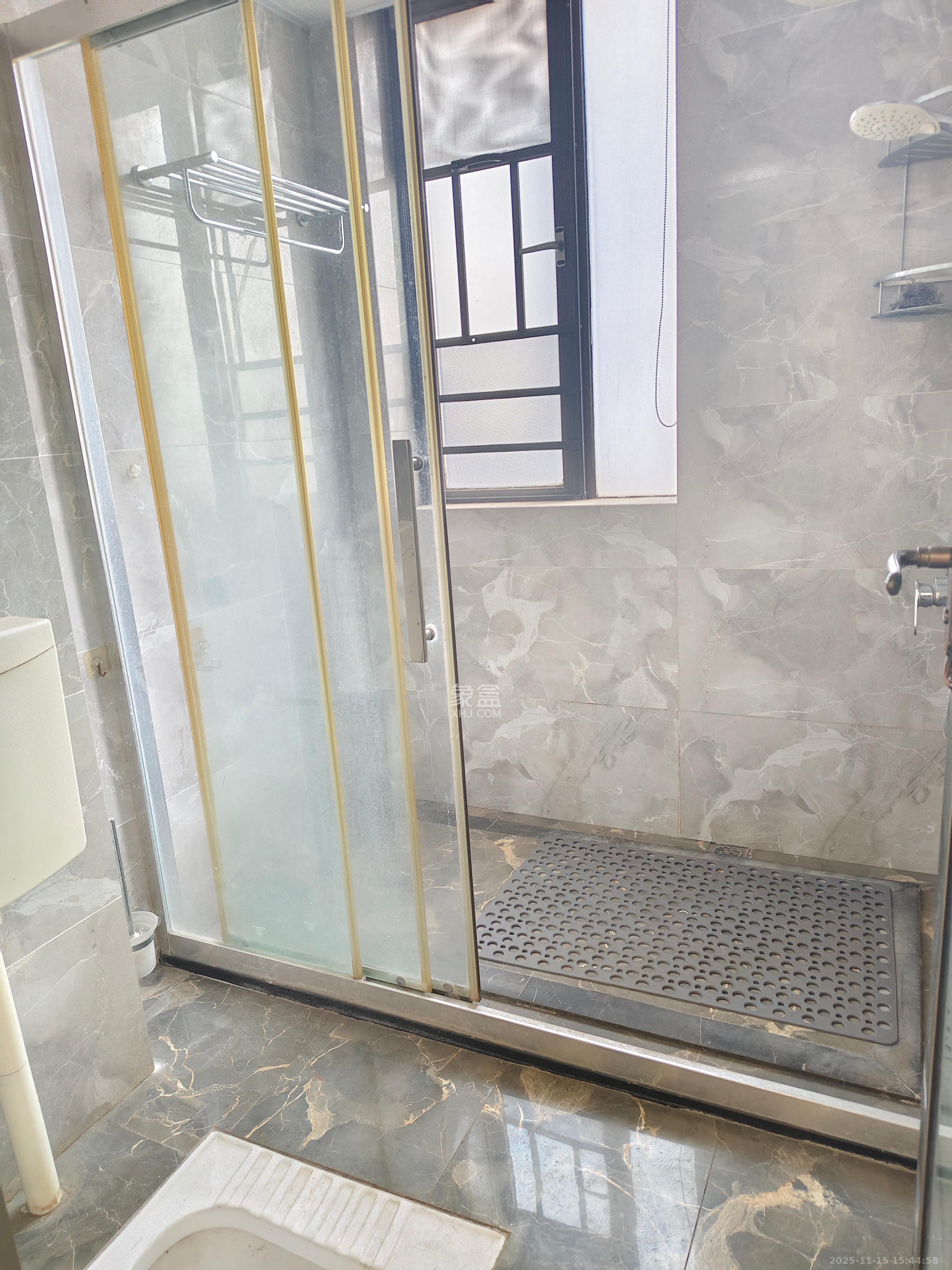 HC新城（建工集团单位房）  2室1厅1卫    2400.0元/月室内图