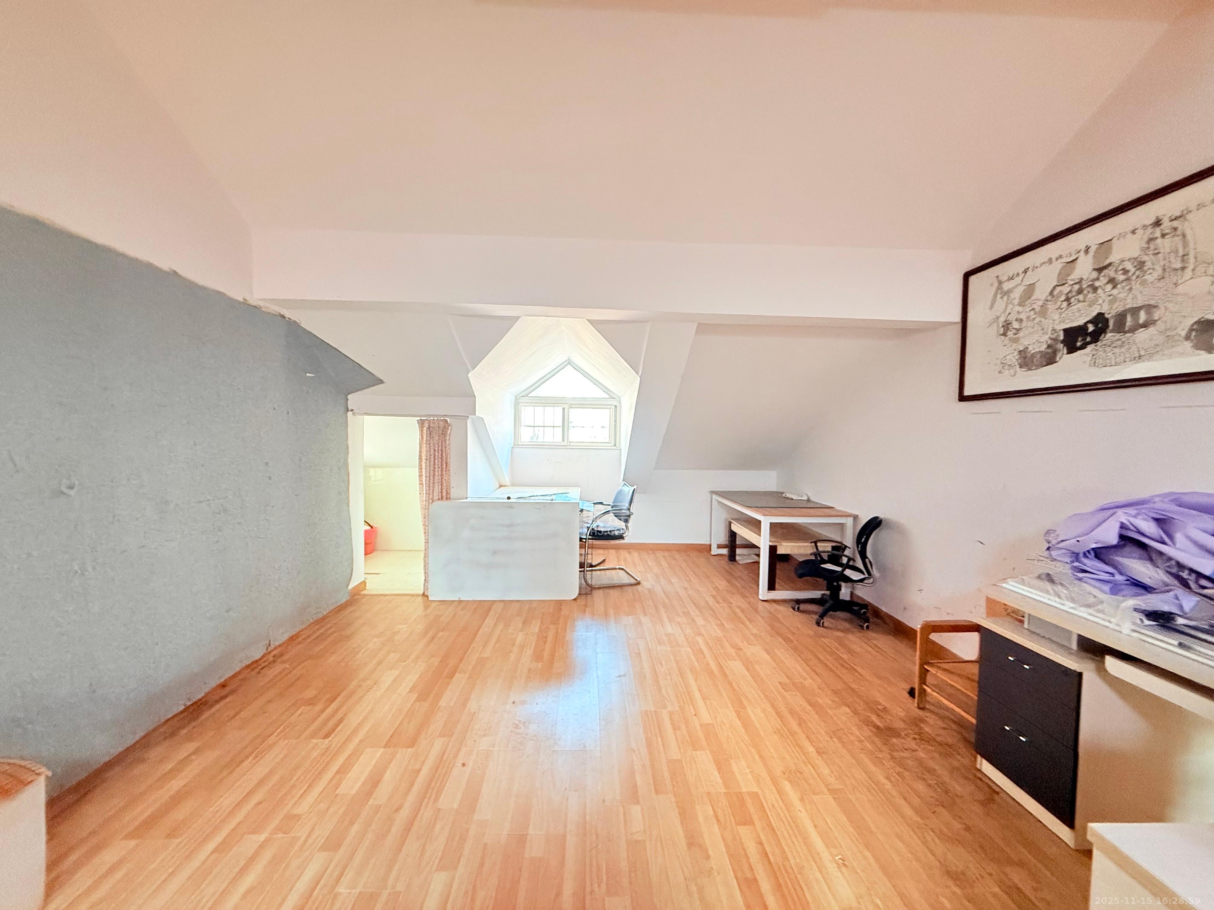 湘樟园小区（湘樟家园）  3室2厅2卫    1500.0元/月室内图