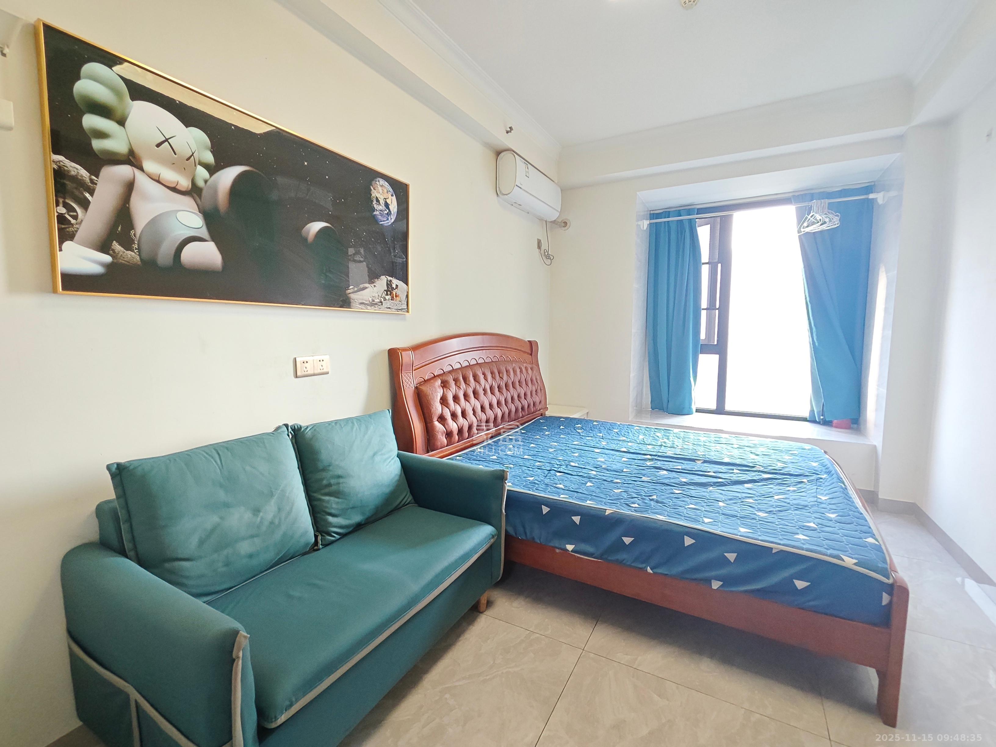 保利麓谷林语I区  1室1厅1卫    1400.0元/月