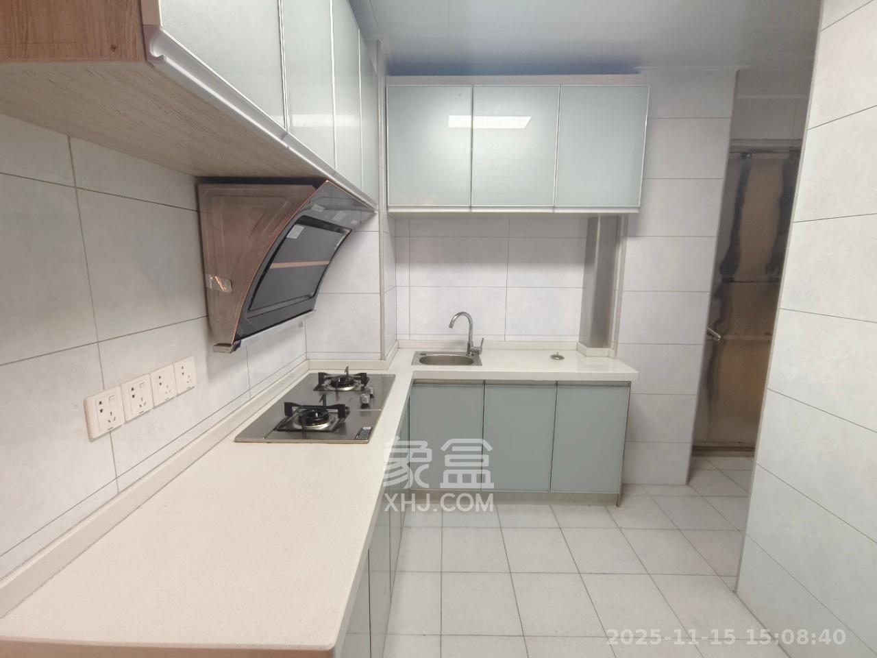 乾源国际  2室2厅1卫    1700.0元/月室内图