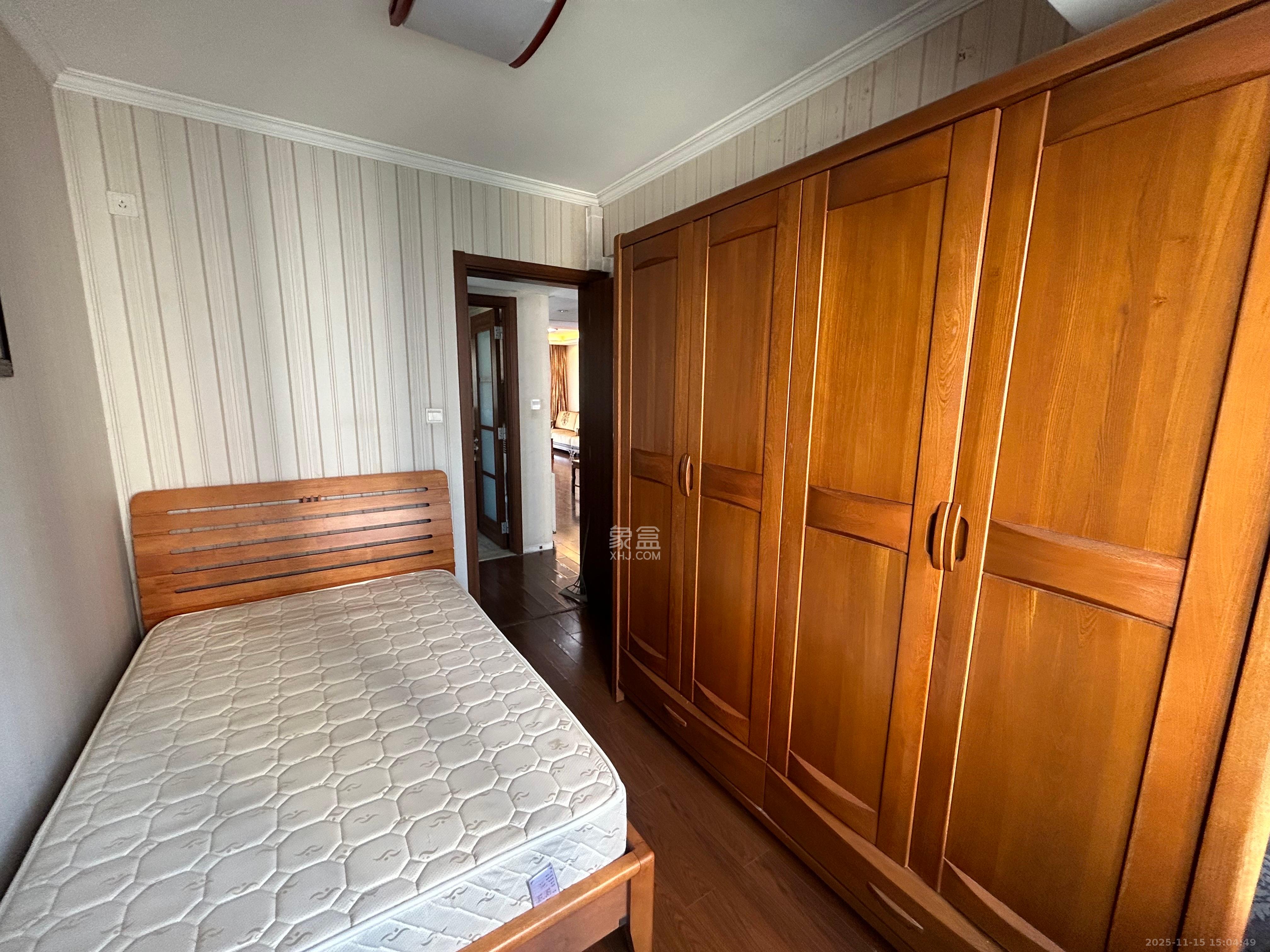 万科金域华府二期  1室2厅1卫    2600.0元/月室内图