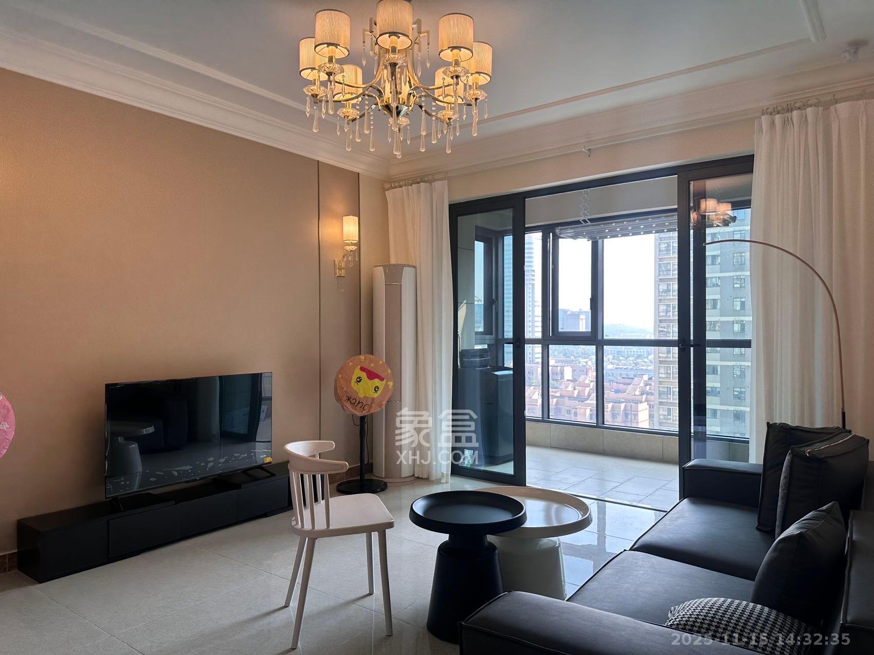 恒大雅苑 3室2厅2卫 3500.0元/月 恒大雅苑 3室2厅2卫 3500.0元/月室内图