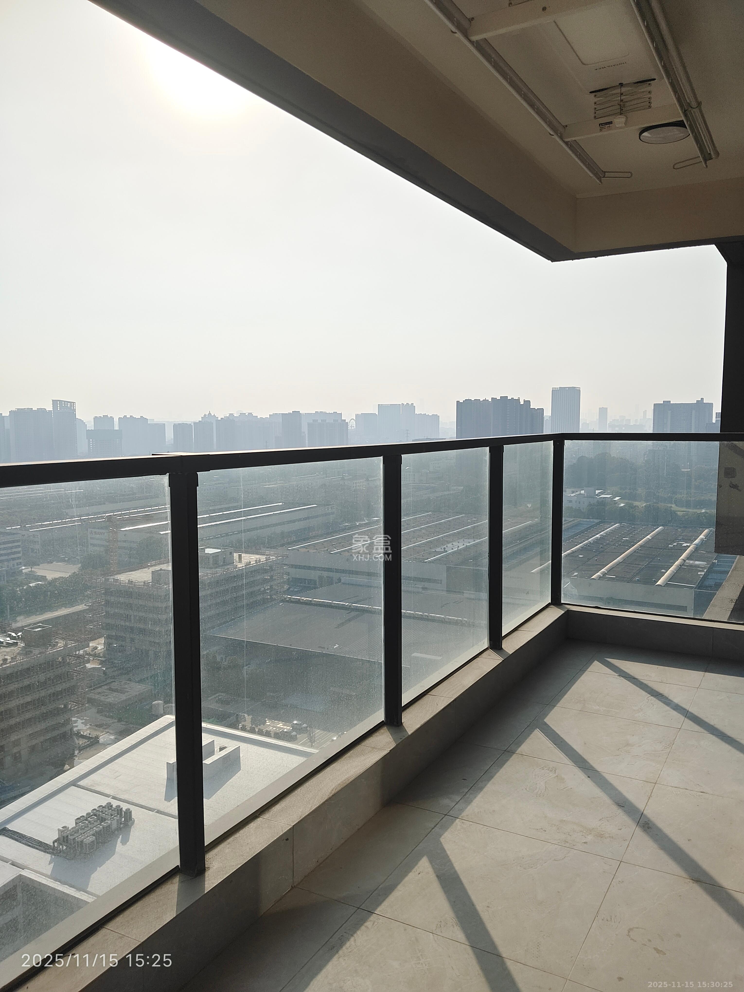 三一云谷 3室2厅2卫 3200.0元/月 三一云谷 3室2厅2卫 3200.0元/月室内图