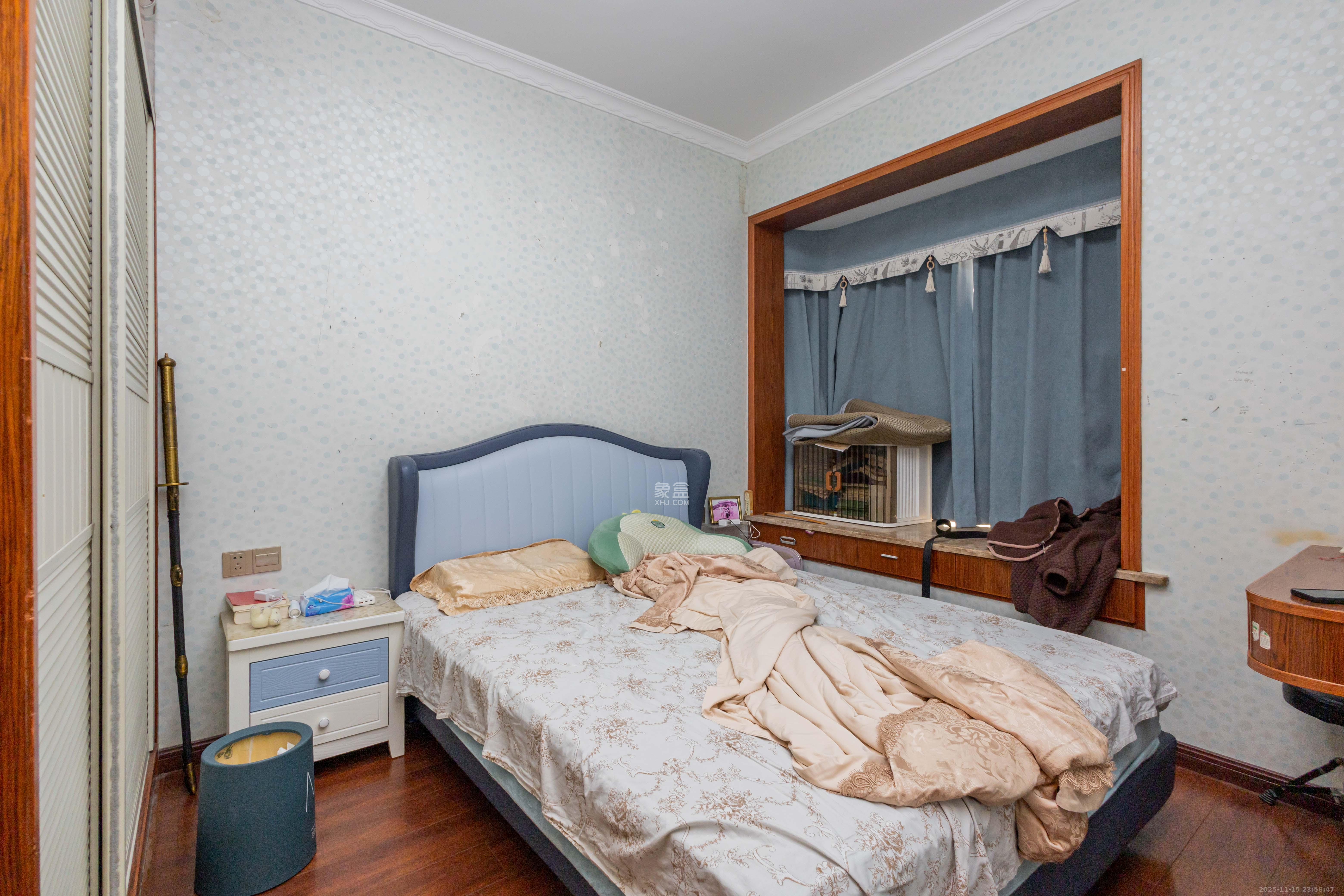 东岸城邦 3室2厅2卫 108.0万 东岸城邦 3室2厅2卫 108.0万卧室