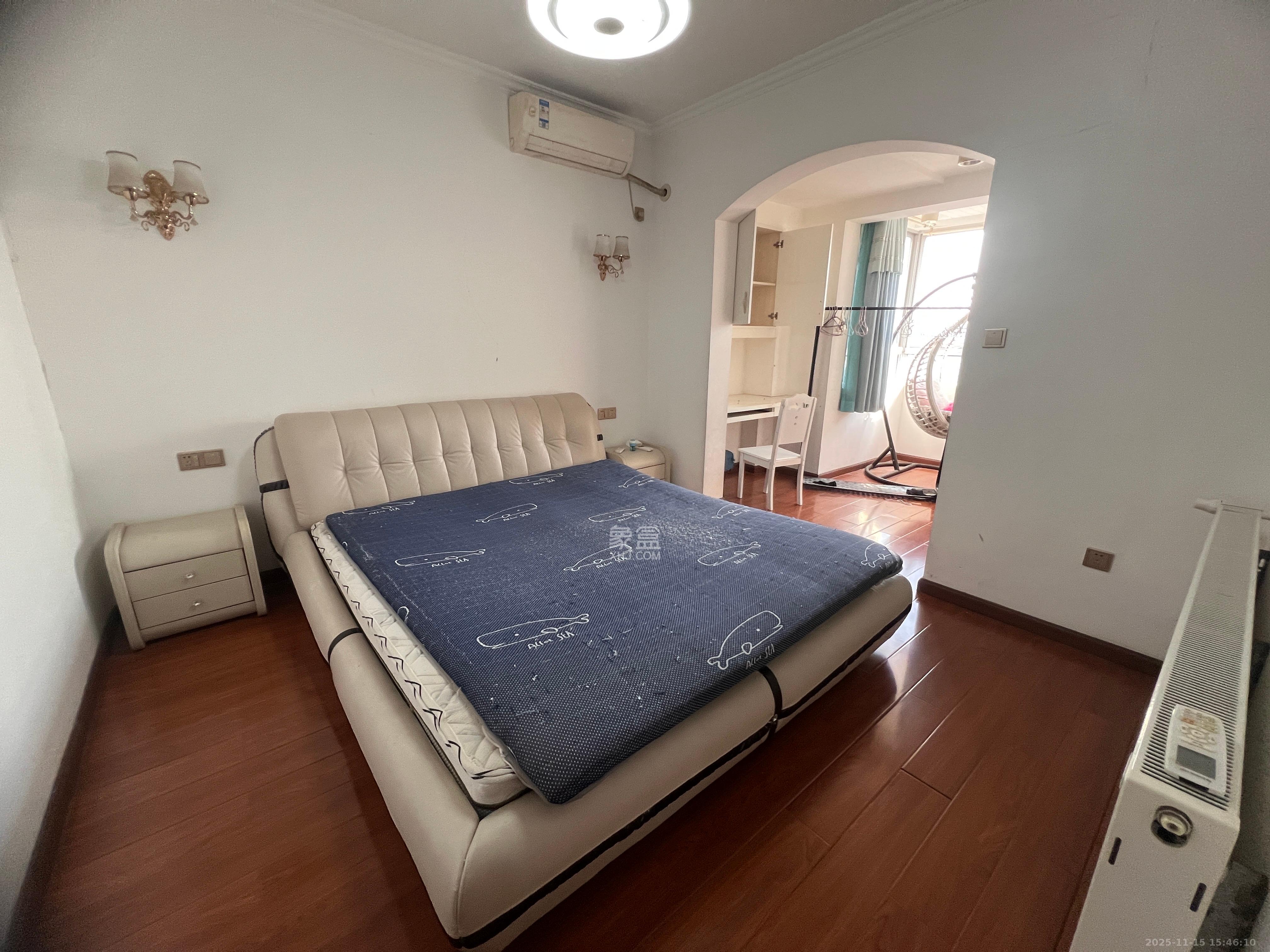 上河国际B座  2室1厅1卫    2600.0元/月室内图