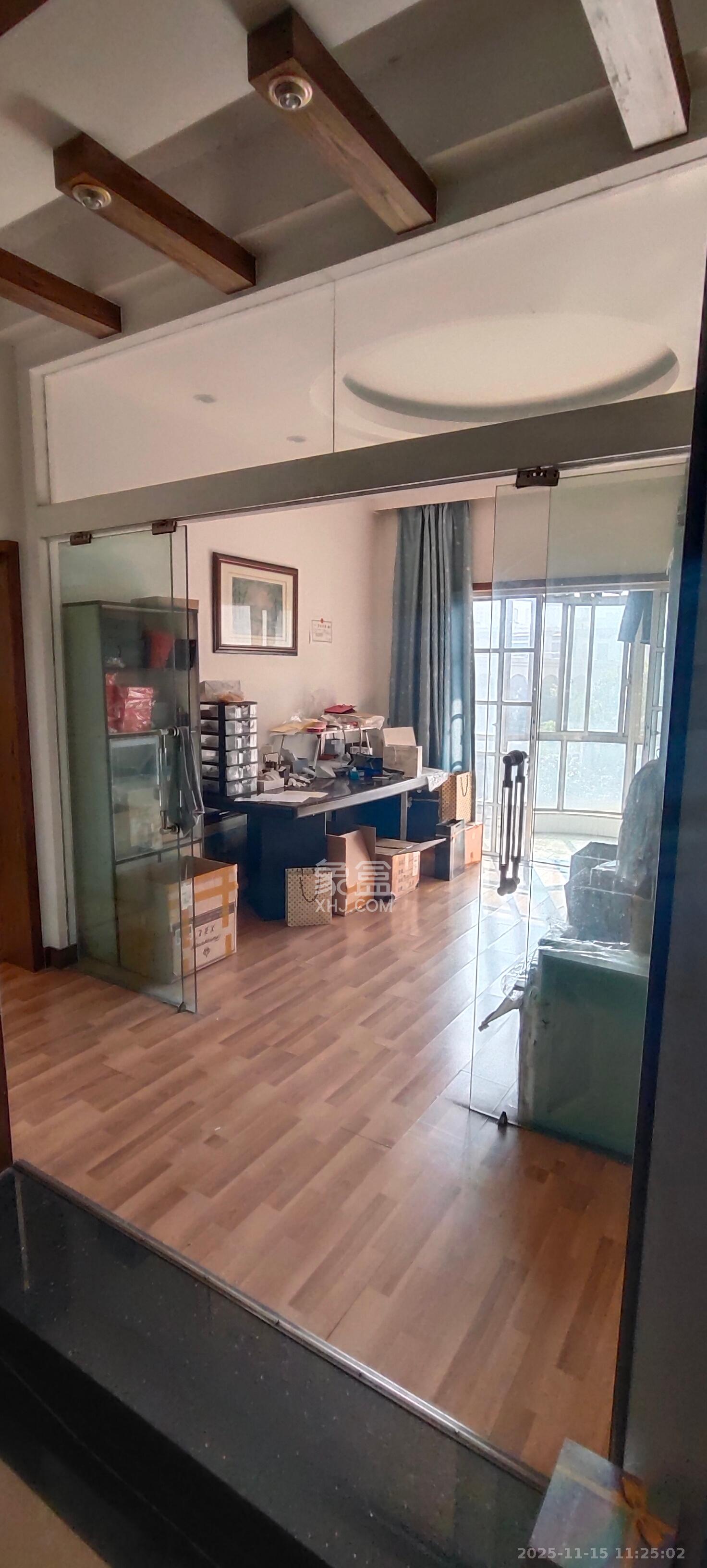 华天新城  2室1厅2卫    3600.0元/月