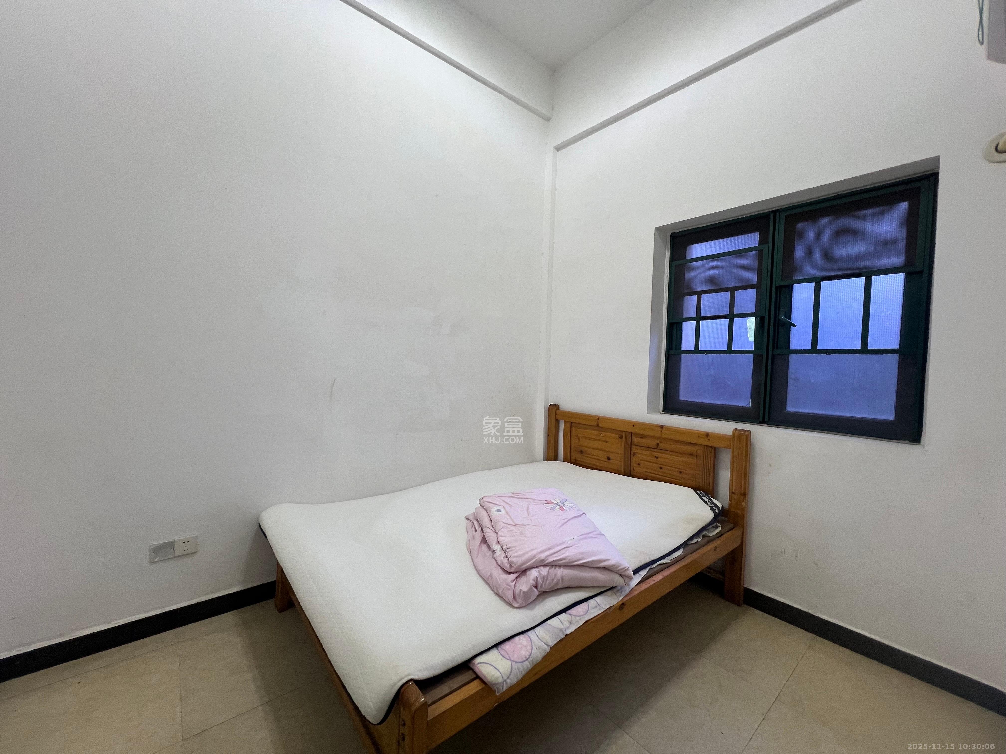 恒大雅苑  3室2厅1卫    2000.0元/月室内图