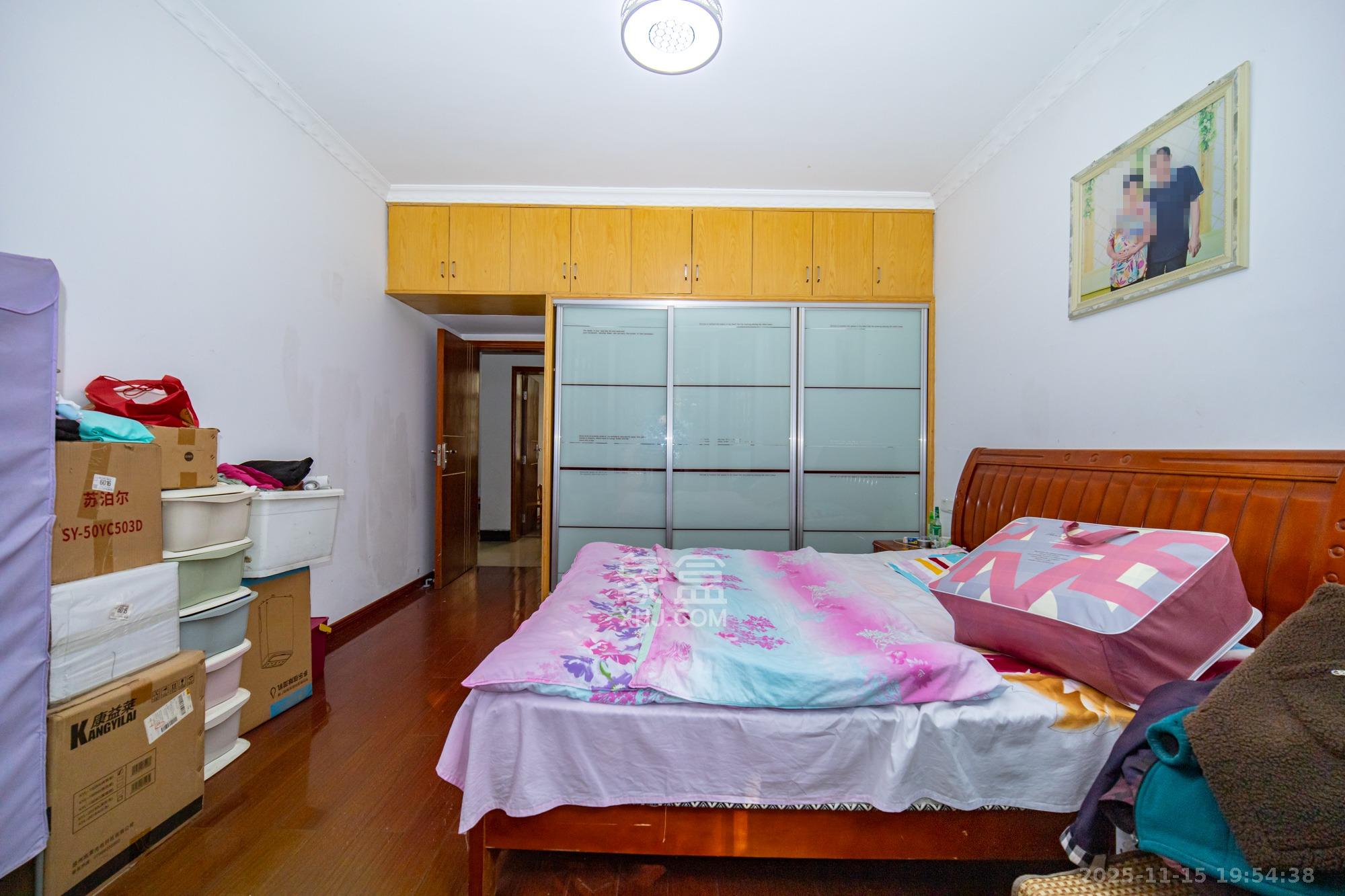 山水人家一二期  2室2厅1卫    51.0万卧室