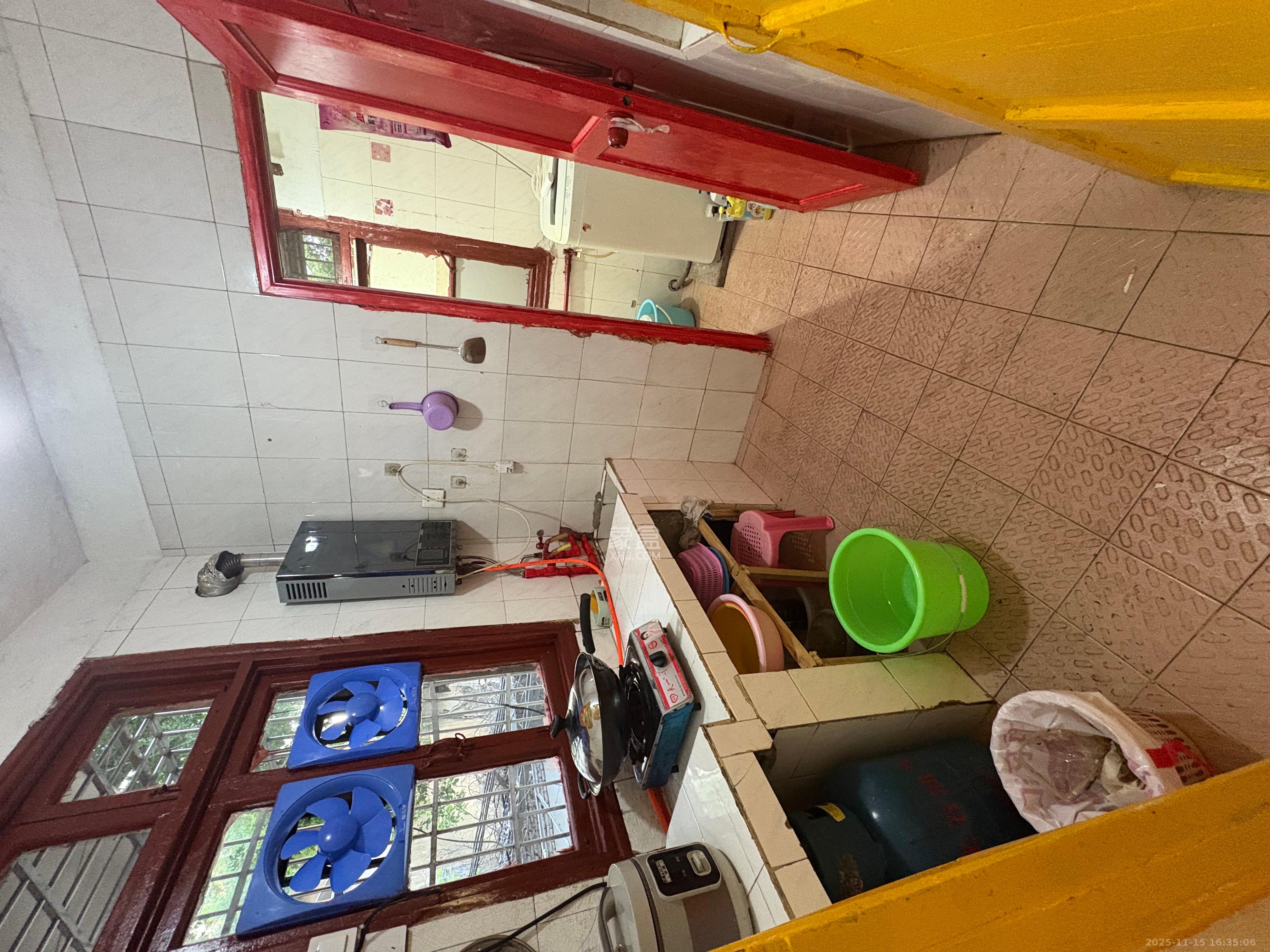 桂花路铁建宿舍  1室1厅1卫    1100.0元/月室内图