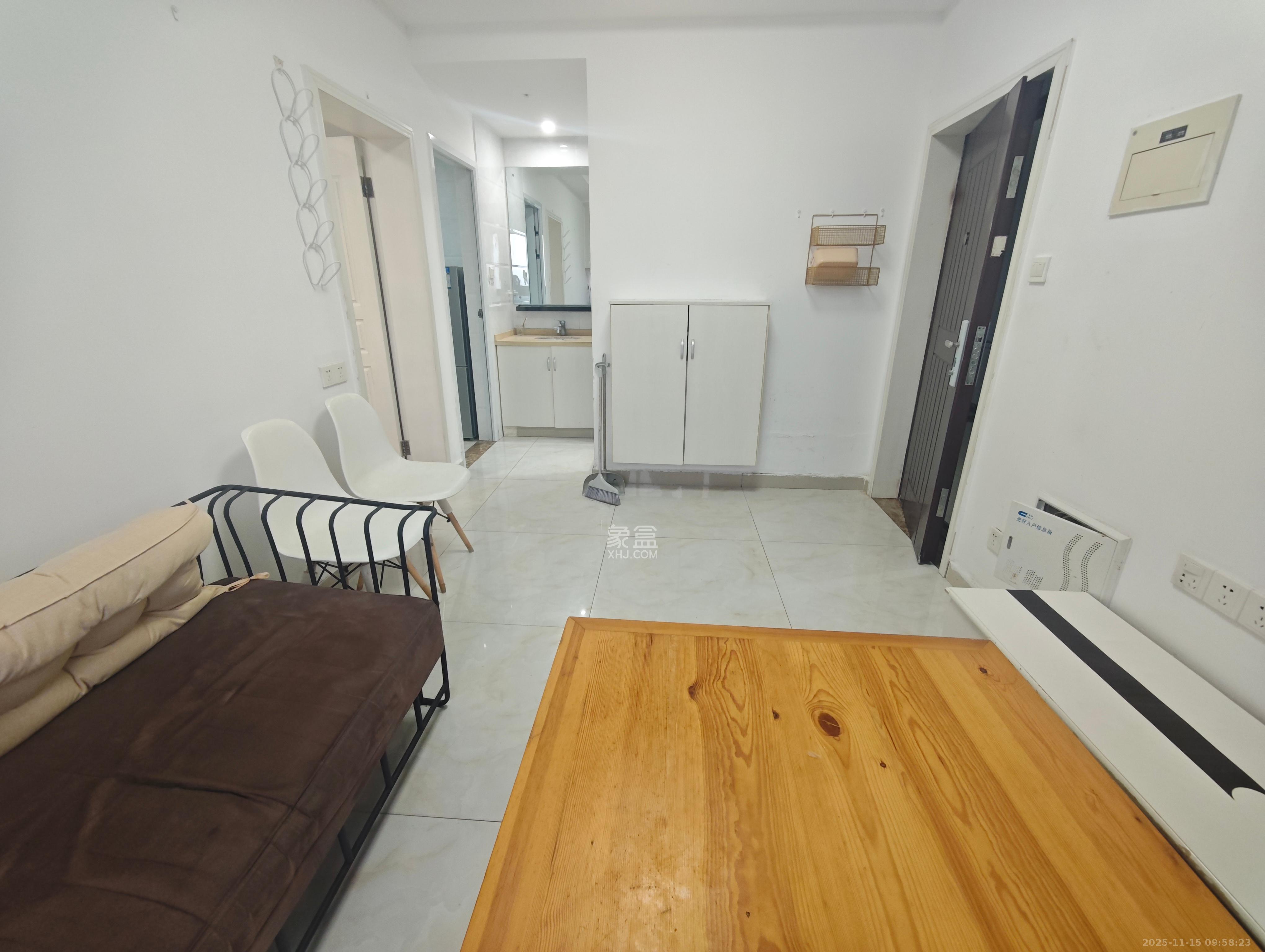 博林云栖  1室1厅1卫    1650.0元/月