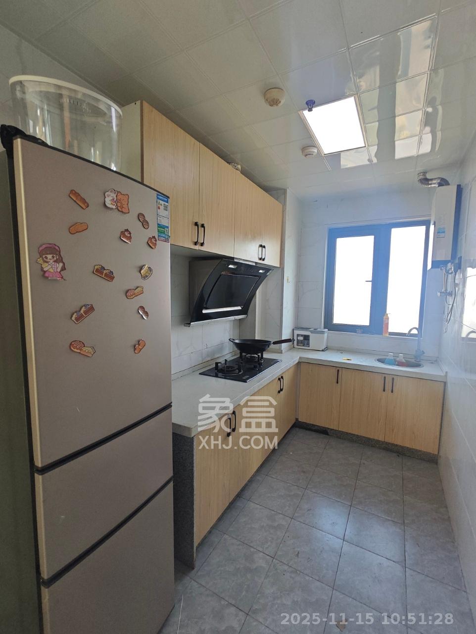 恒大清澜苑(恒大御景半岛四期) 4室2厅1卫 3300.0元/月 恒大清澜苑(恒大御景半岛四期) 4室2厅1卫 3300.0元/月室内图