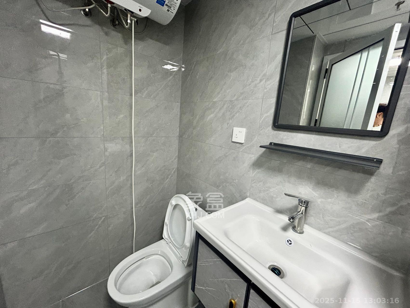 中海珑悦府 1室0厅0卫 1300.0元/月 中海珑悦府 1室0厅0卫 1300.0元/月室内图