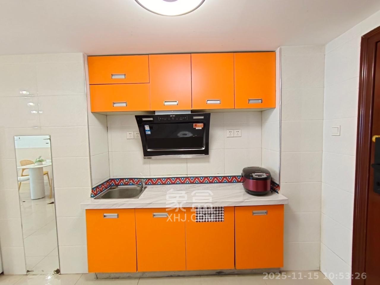 融圣国际 2室1厅1卫 2900.0元/月 融圣国际 2室1厅1卫 2900.0元/月室内图