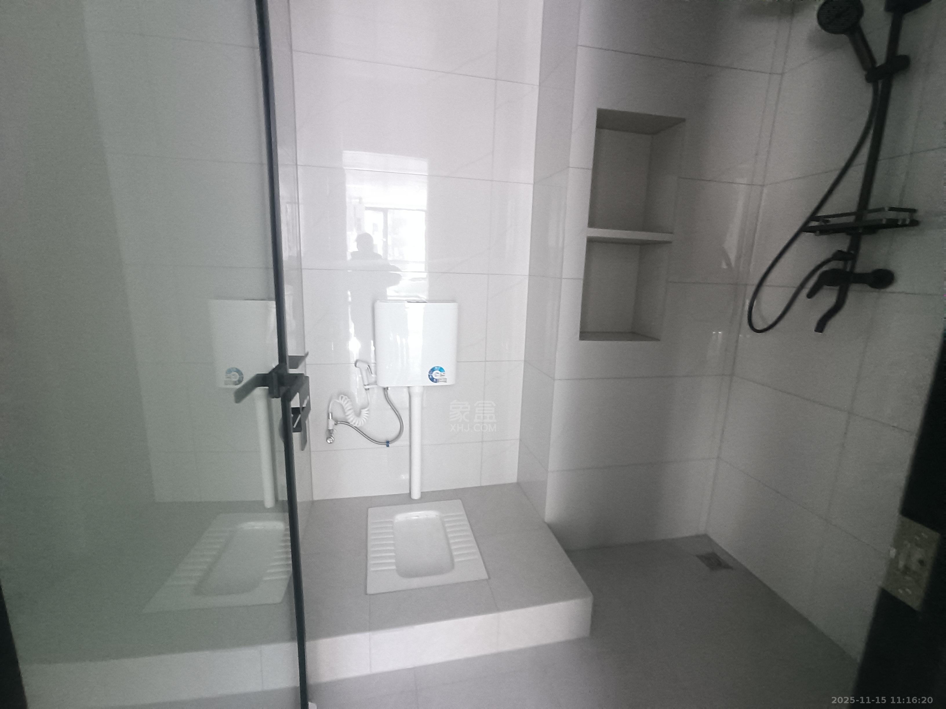 株洲恒大悦珑台  1室1厅1卫    1600.0元/月室内图