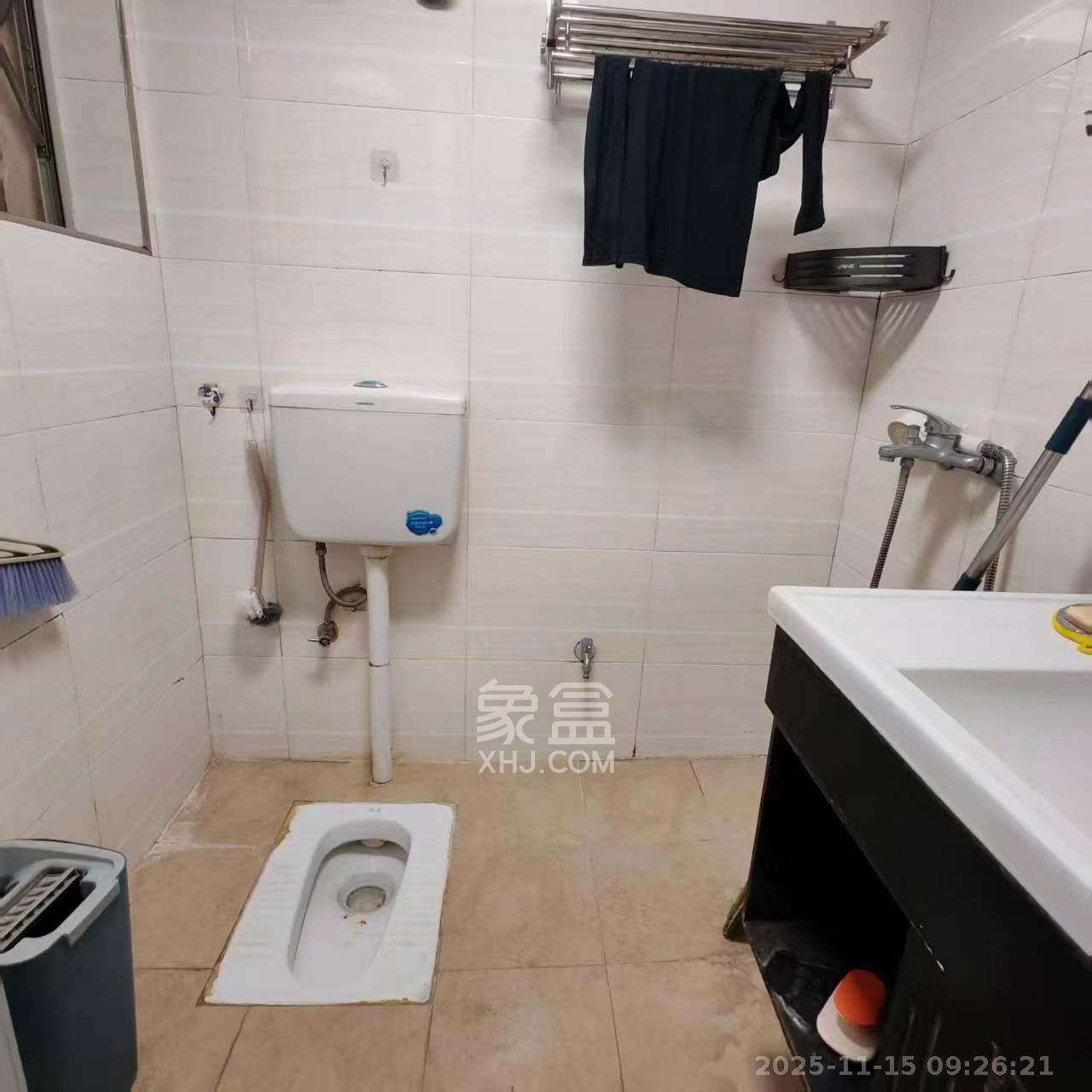 凯通国际城（凯通朝庭）  2室1厅1卫    2100.0元/月室内图