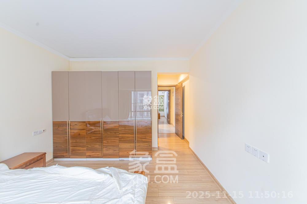 碧桂园公园壹号（凯怡茗苑）  3室2厅2卫    1900.0元/月室内图