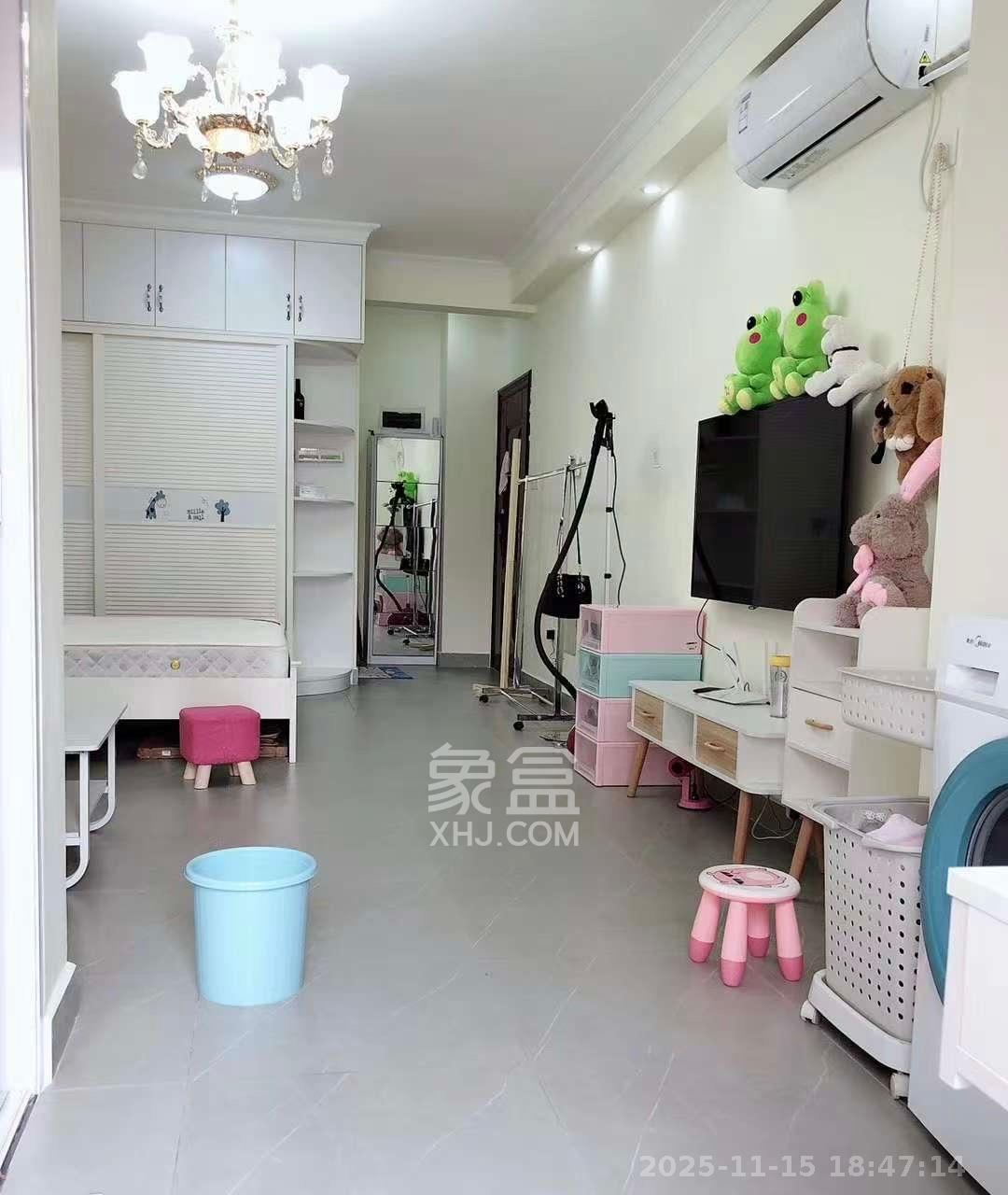 西子湖畔沃府  1室1厅1卫    1900.0元/月室内图