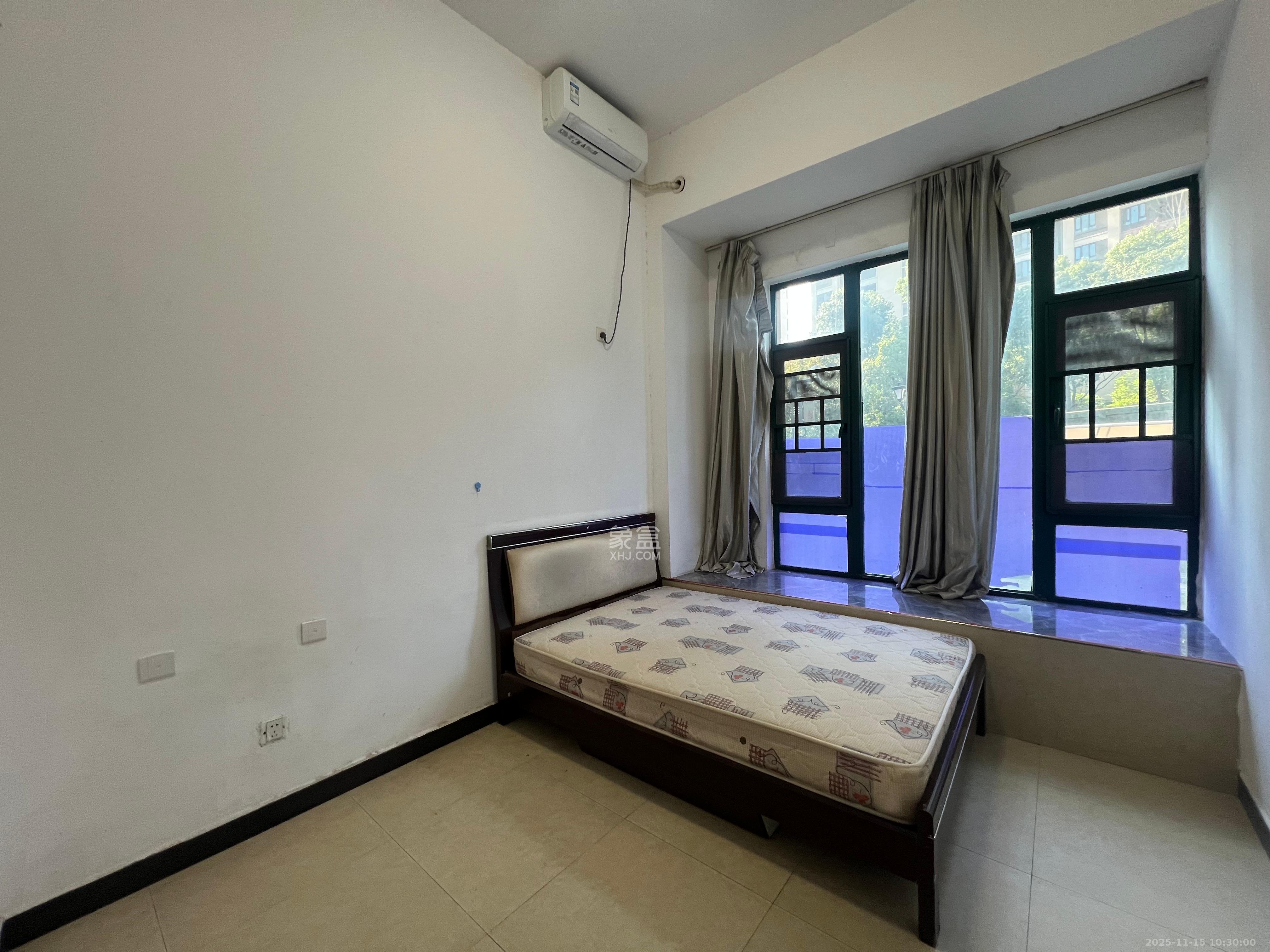 恒大雅苑 3室2厅1卫 2000.0元/月 恒大雅苑 3室2厅1卫 2000.0元/月室内图