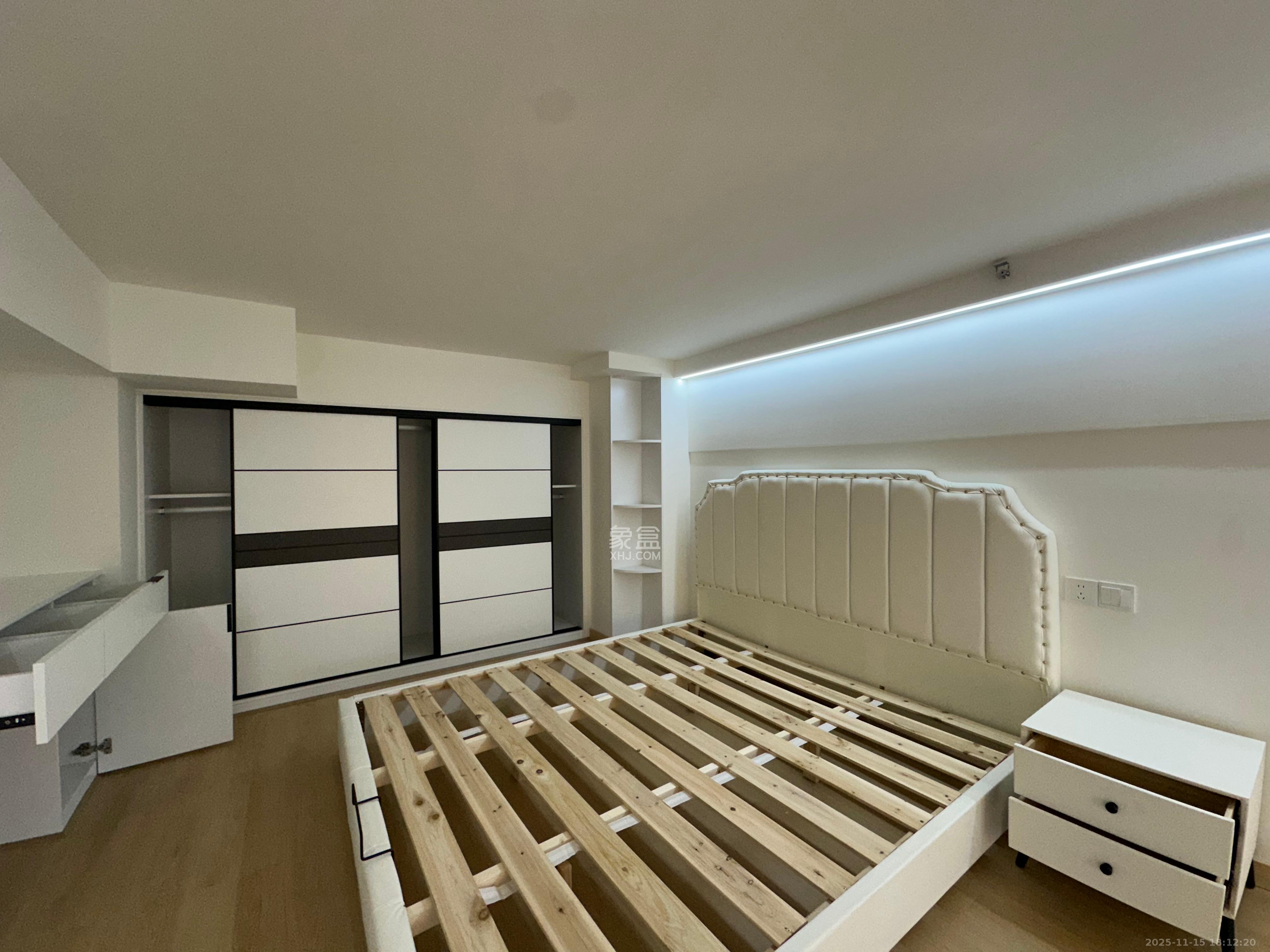 中天星耀荟  1室1厅1卫    1900.0元/月室内图