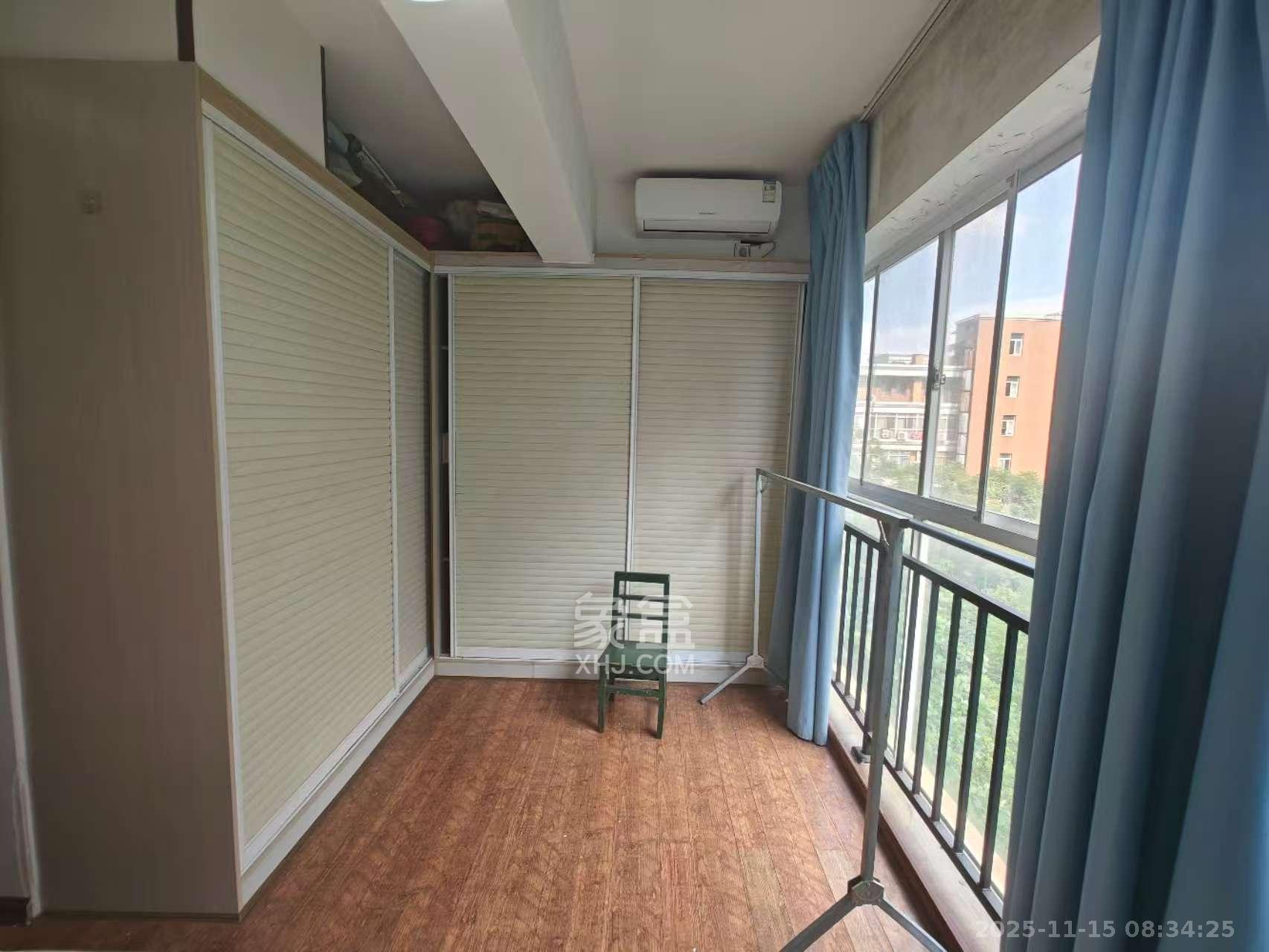 上河国际C区  1室1厅1卫    1600.0元/月室内图