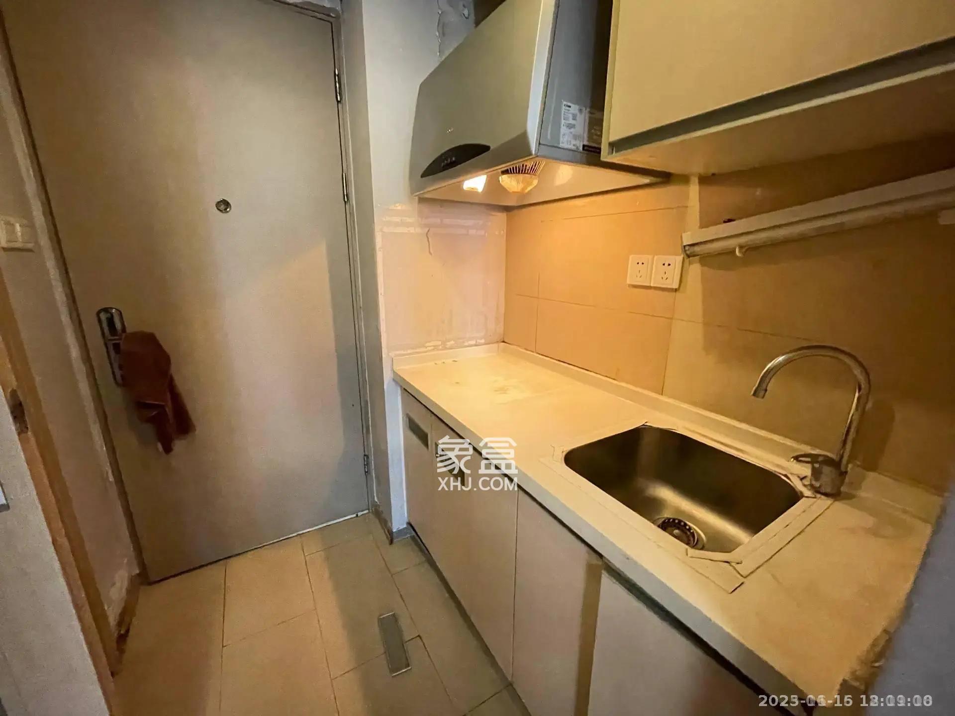 万科金色家园  1室1厅1卫    1100.0元/月室内图