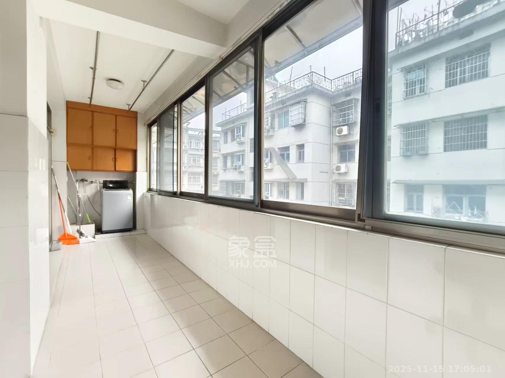 江南苑  2室1厅1卫    2000.0元/月室内图