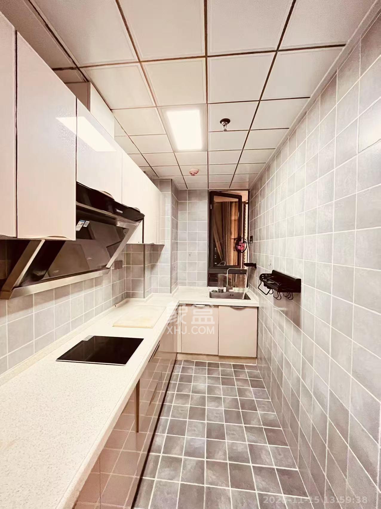 中交里城  1室1厅1卫    2100.0元/月室内图