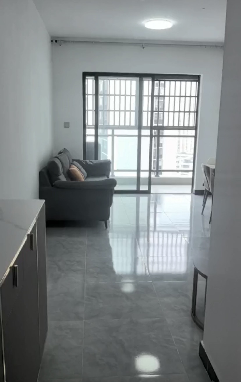 坡博家园四区  2室2厅1卫    2500.0元/月室内图