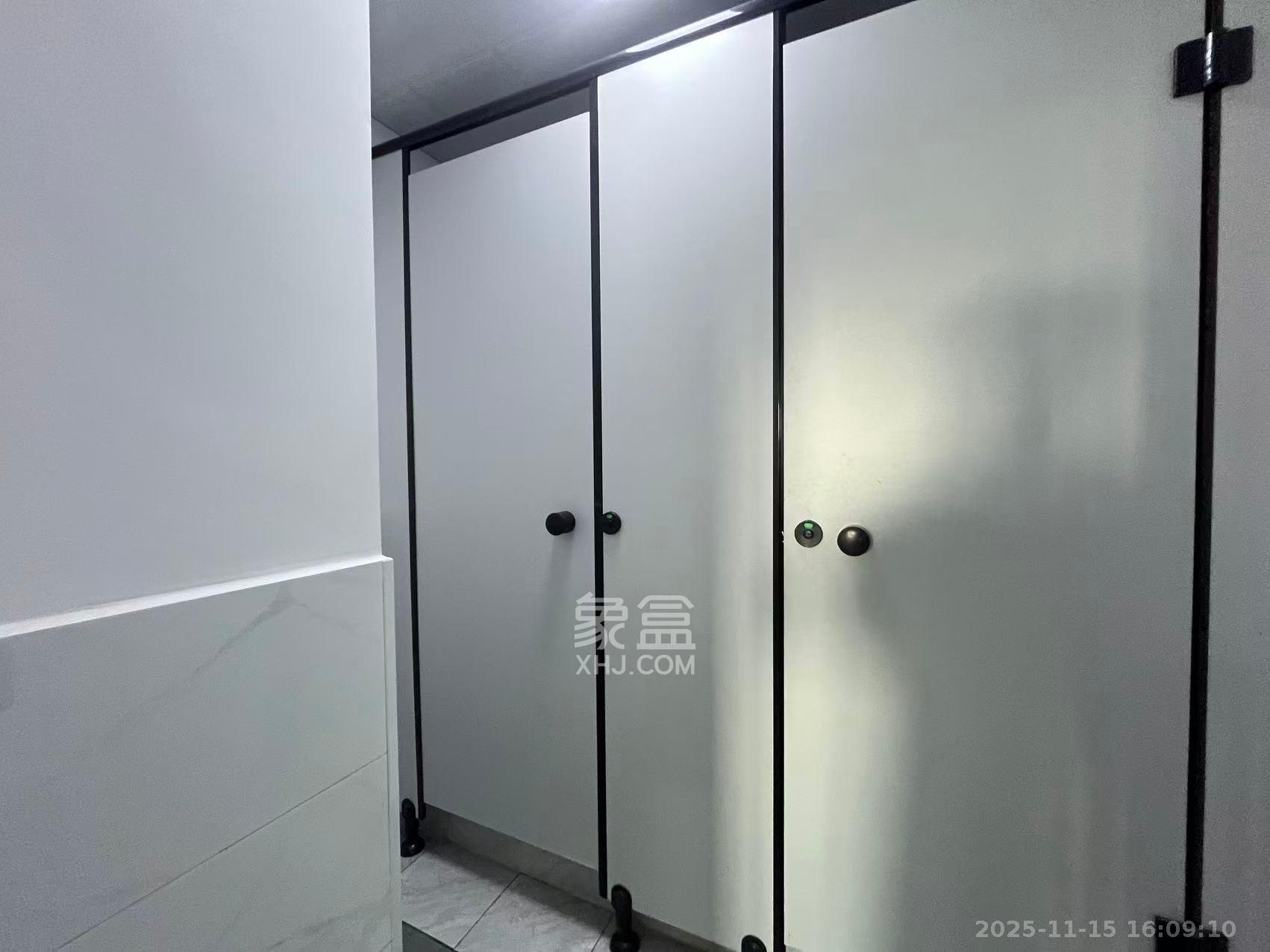 东友星座  1室0厅0卫    13000.0元/月室内图