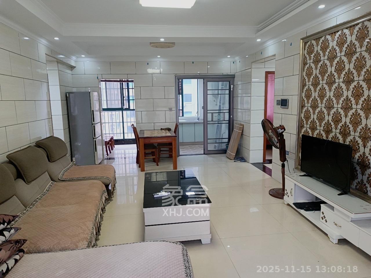 才子嘉都  3室2厅2卫    2000.0元/月室内图