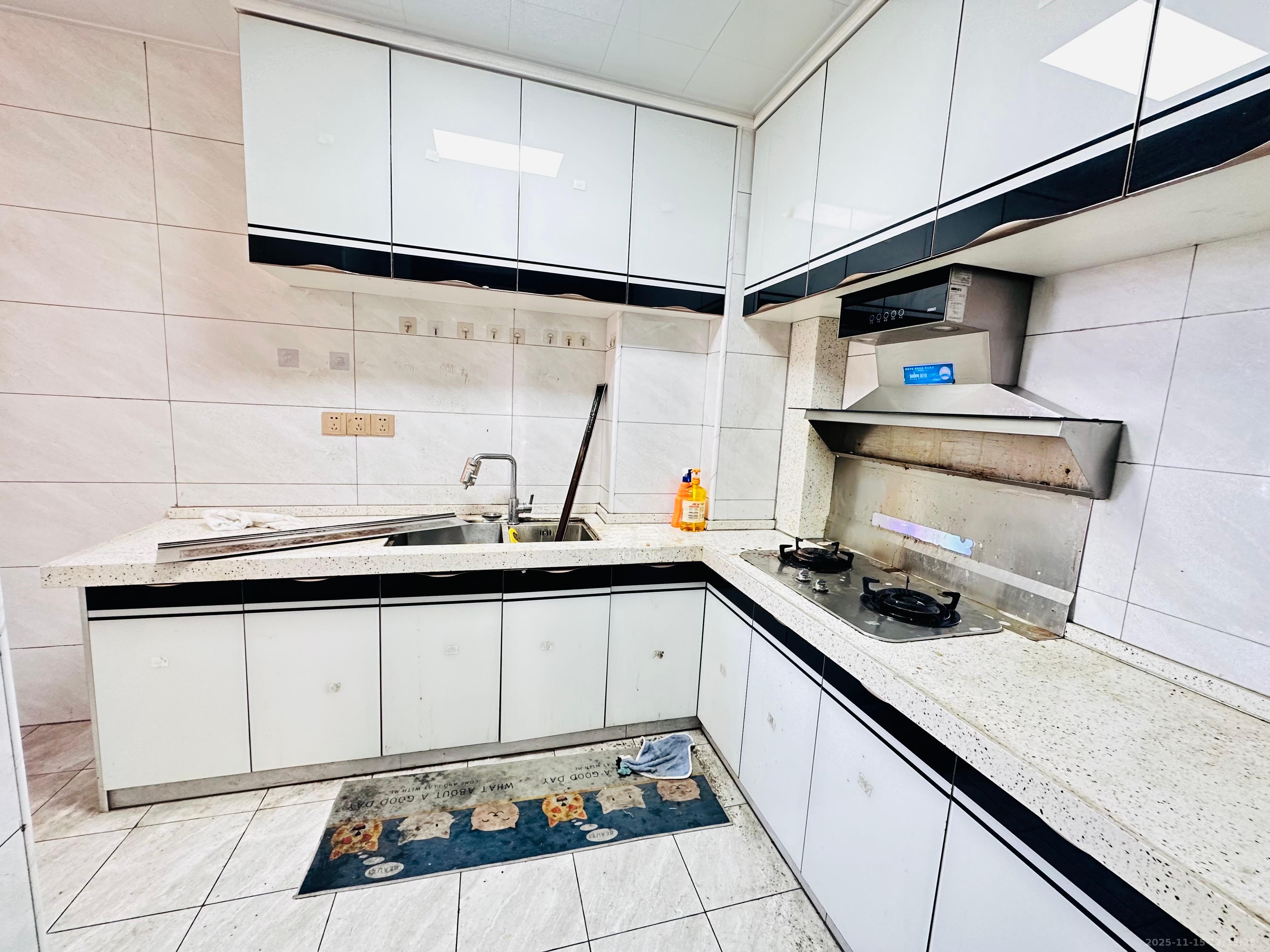 嘉顺苑  2室2厅1卫    2000.0元/月室内图