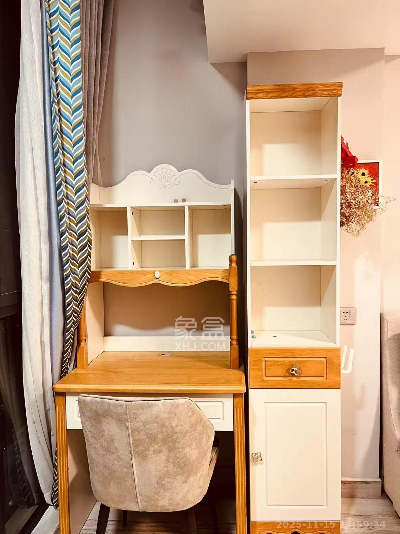 中交里城  1室1厅1卫    2100.0元/月室内图