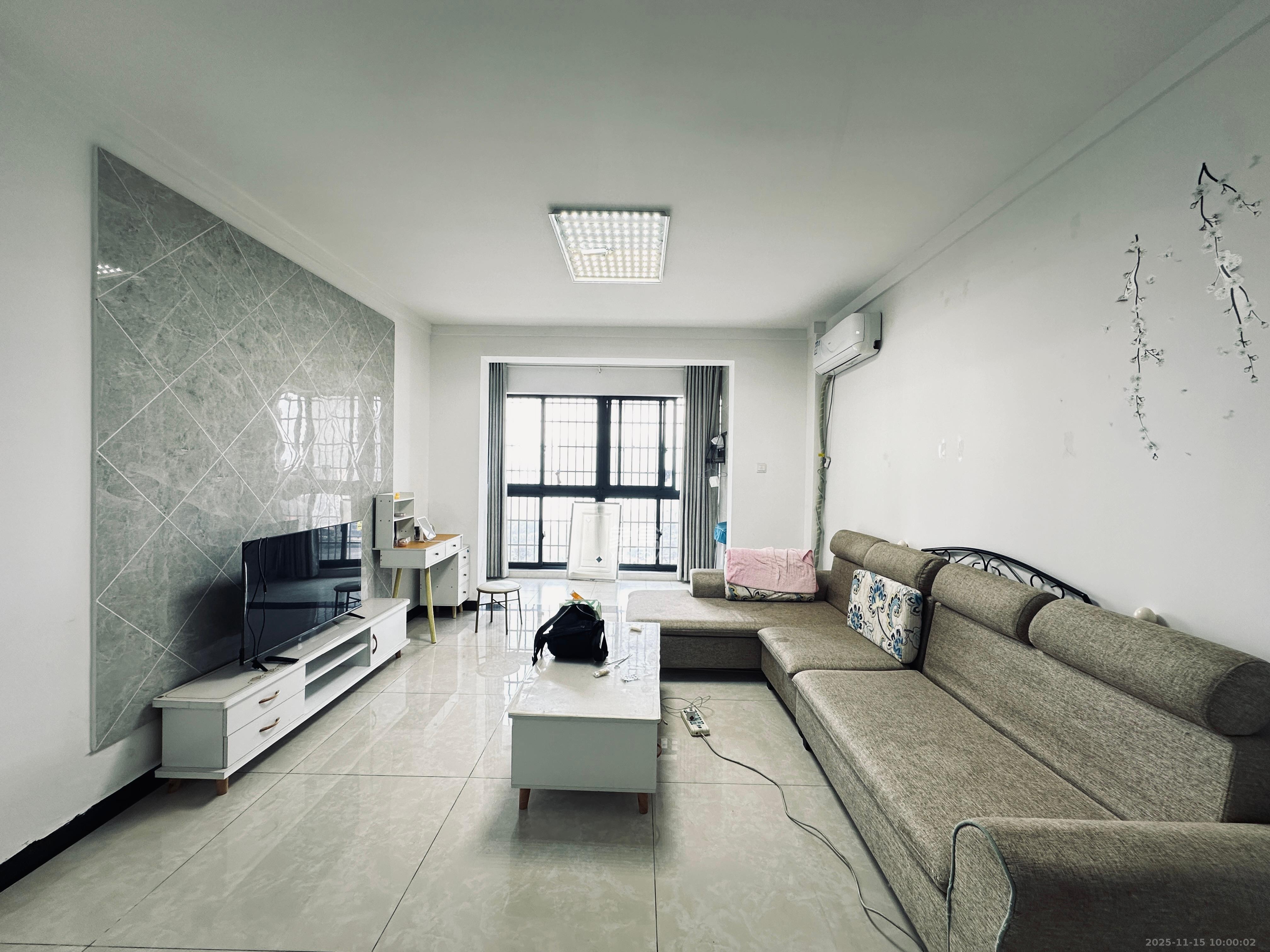 丰禧园  2室1厅1卫    2400.0元/月室内图