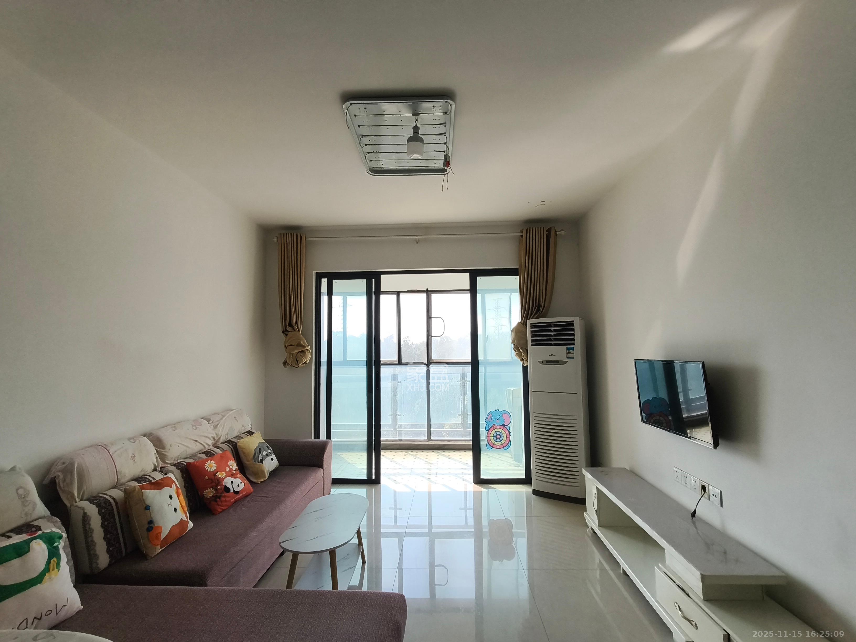 盛世耀凯  3室2厅1卫    2400.0元/月室内图