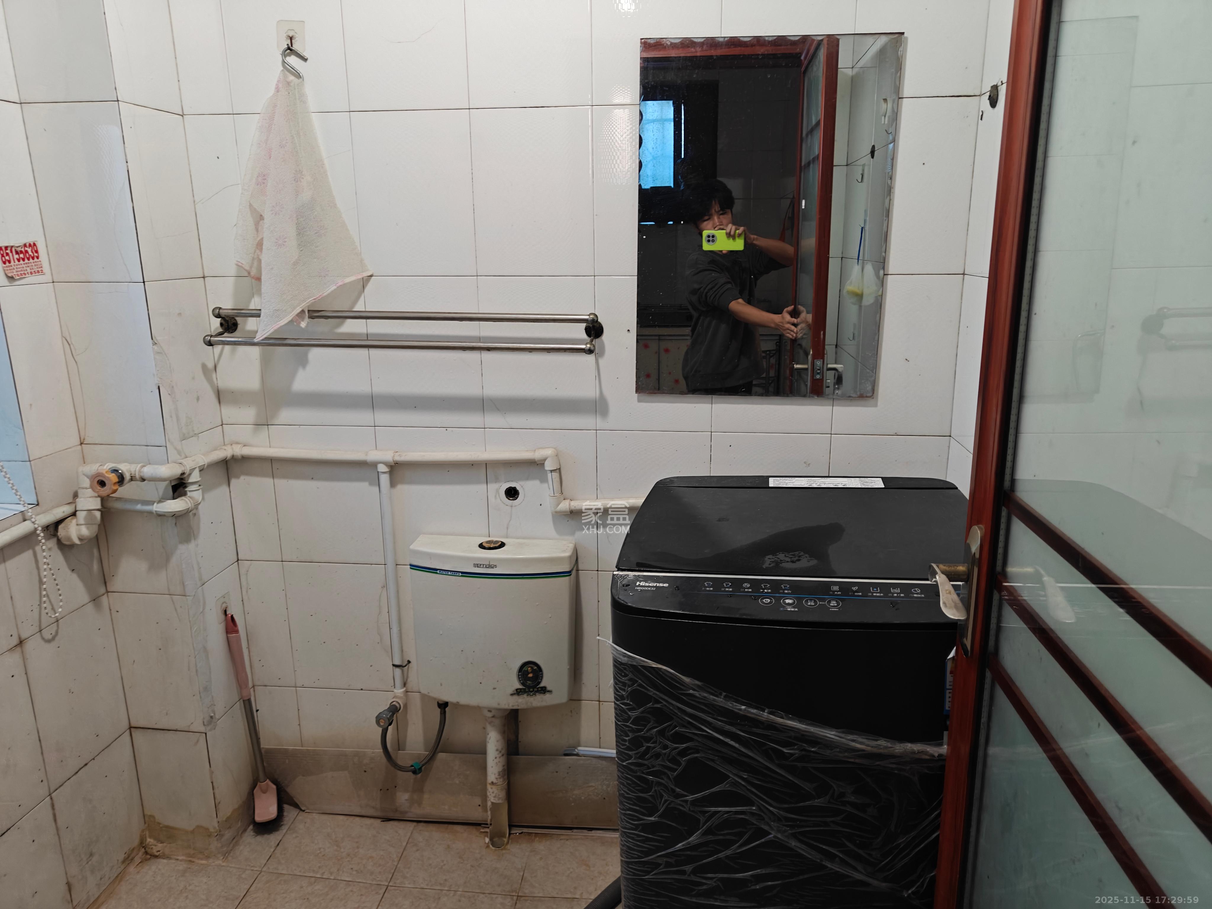 市政公司宿舍  3室1厅1卫    1800.0元/月室内图