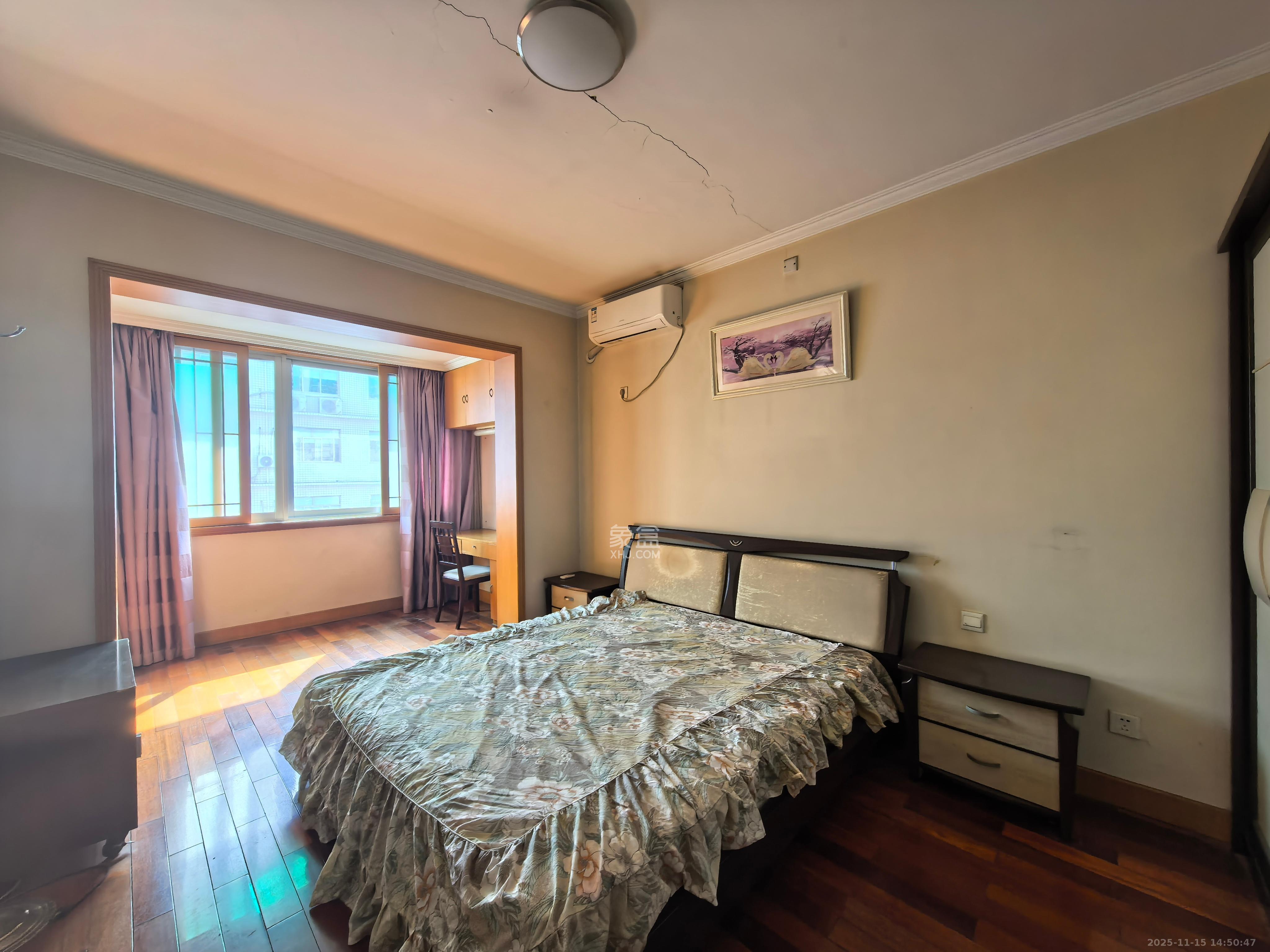 芙蓉区国税局宿舍  3室2厅1卫    2700.0元/月室内图