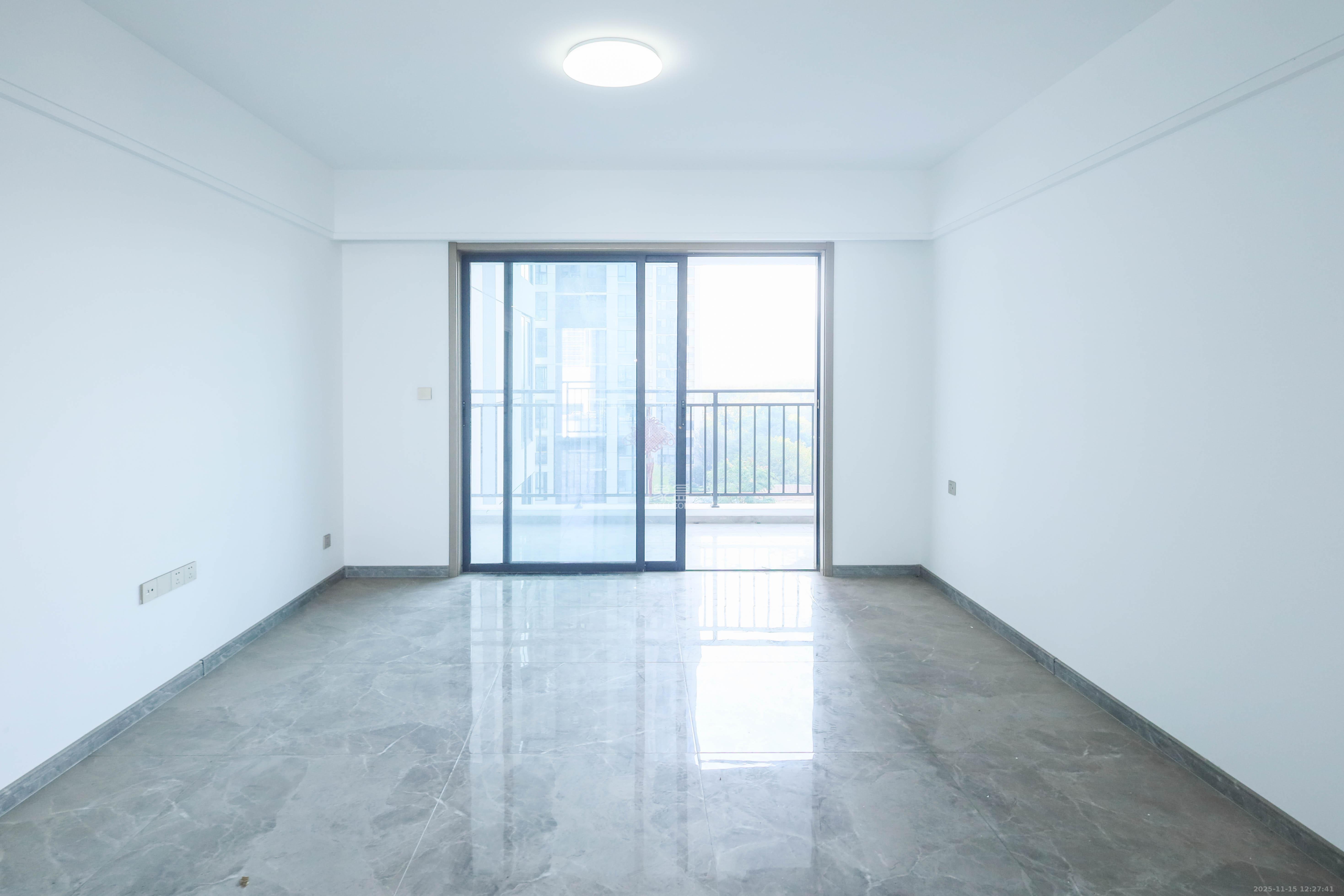 梅溪枫林  4室2厅2卫    145.0万