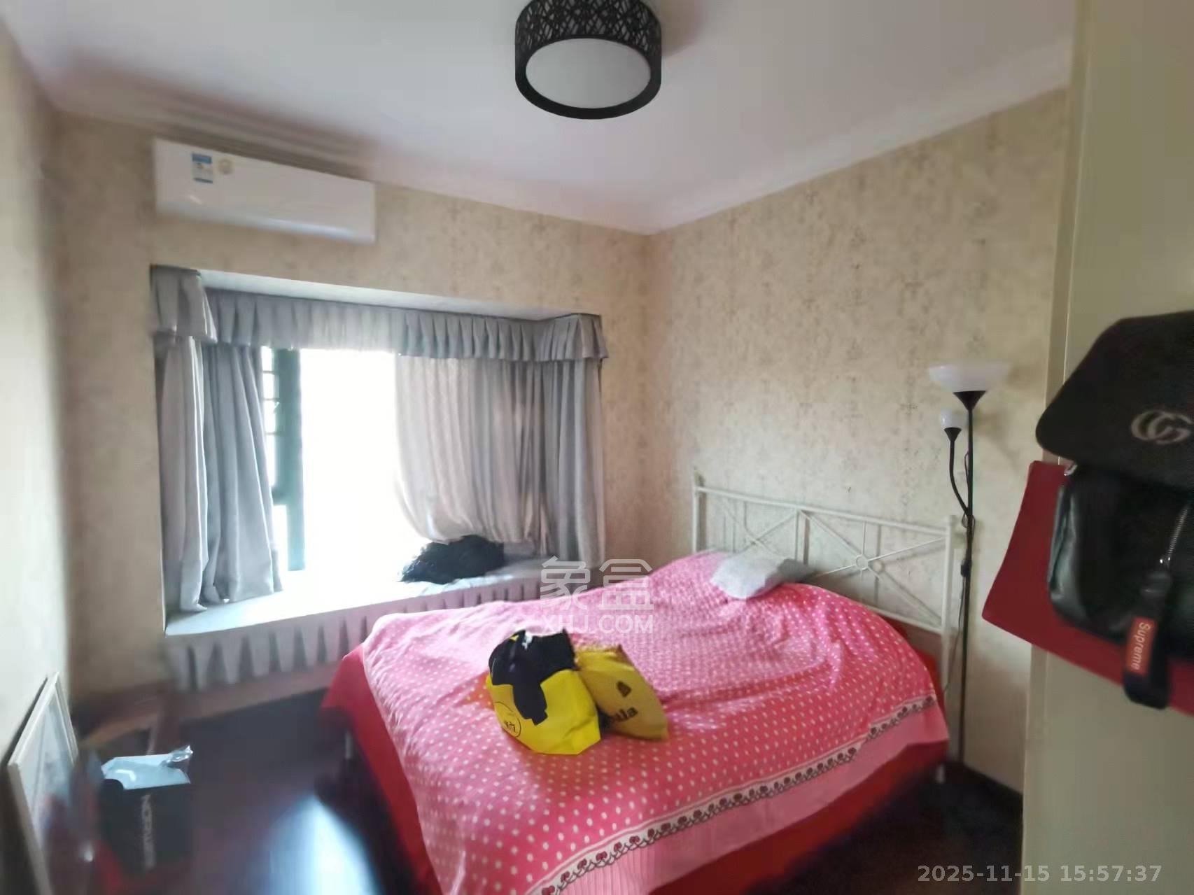 恒大城  4室2厅2卫    3000.0元/月室内图