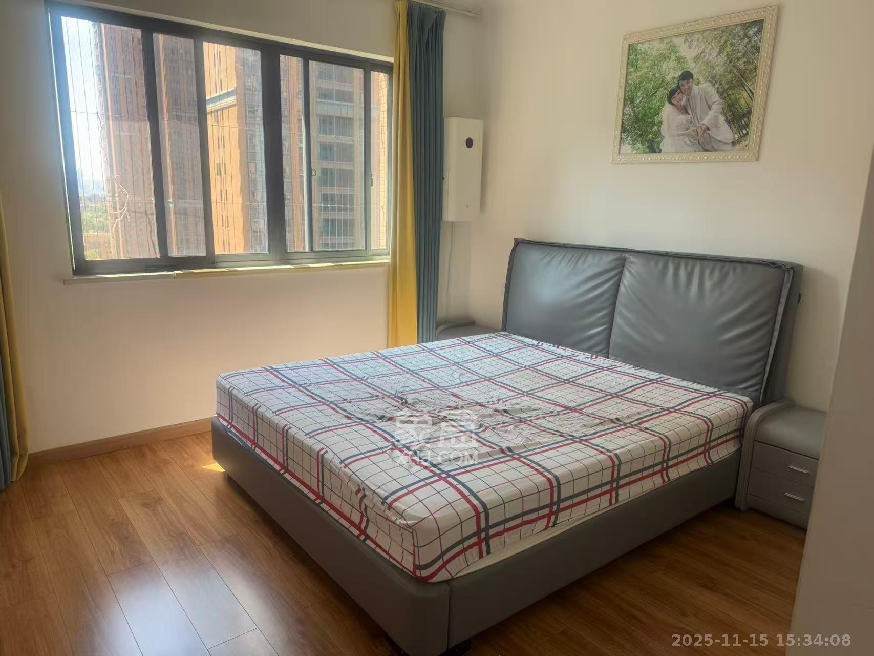 东业上城嘉苑（晟悦国际）  4室2厅2卫    3000.0元/月室内图