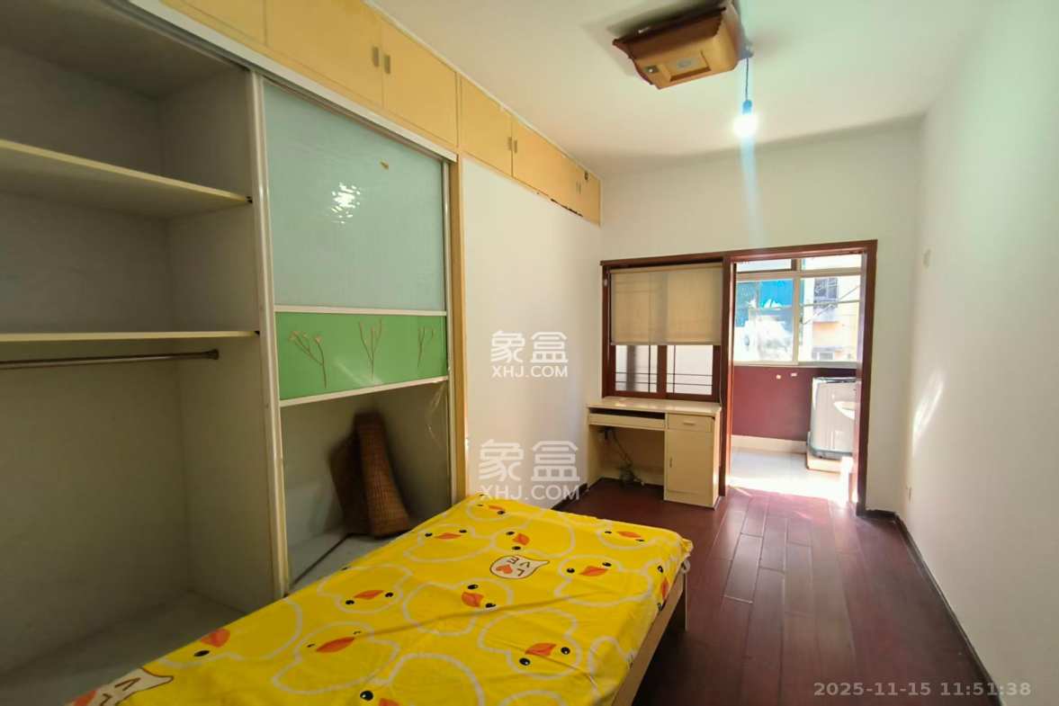 袁家岭省煤炭厅宿舍(芙蓉区省煤炭局小区) 3室2厅1卫 2200.0元/月 袁家岭省煤炭厅宿舍(芙蓉区省煤炭局小区) 3室2厅1卫 2200.0元/月室内图