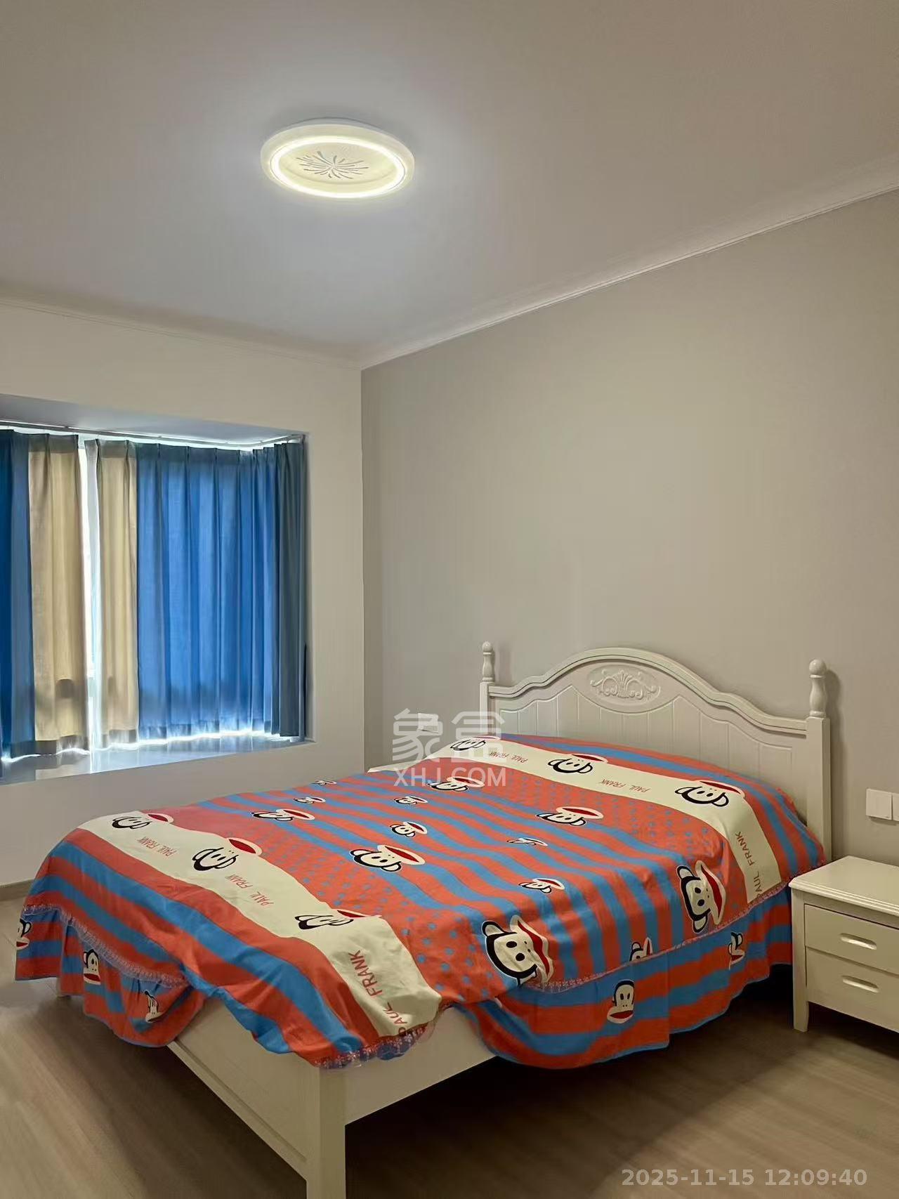 星城荣域  3室2厅2卫    4600.0元/月室内图