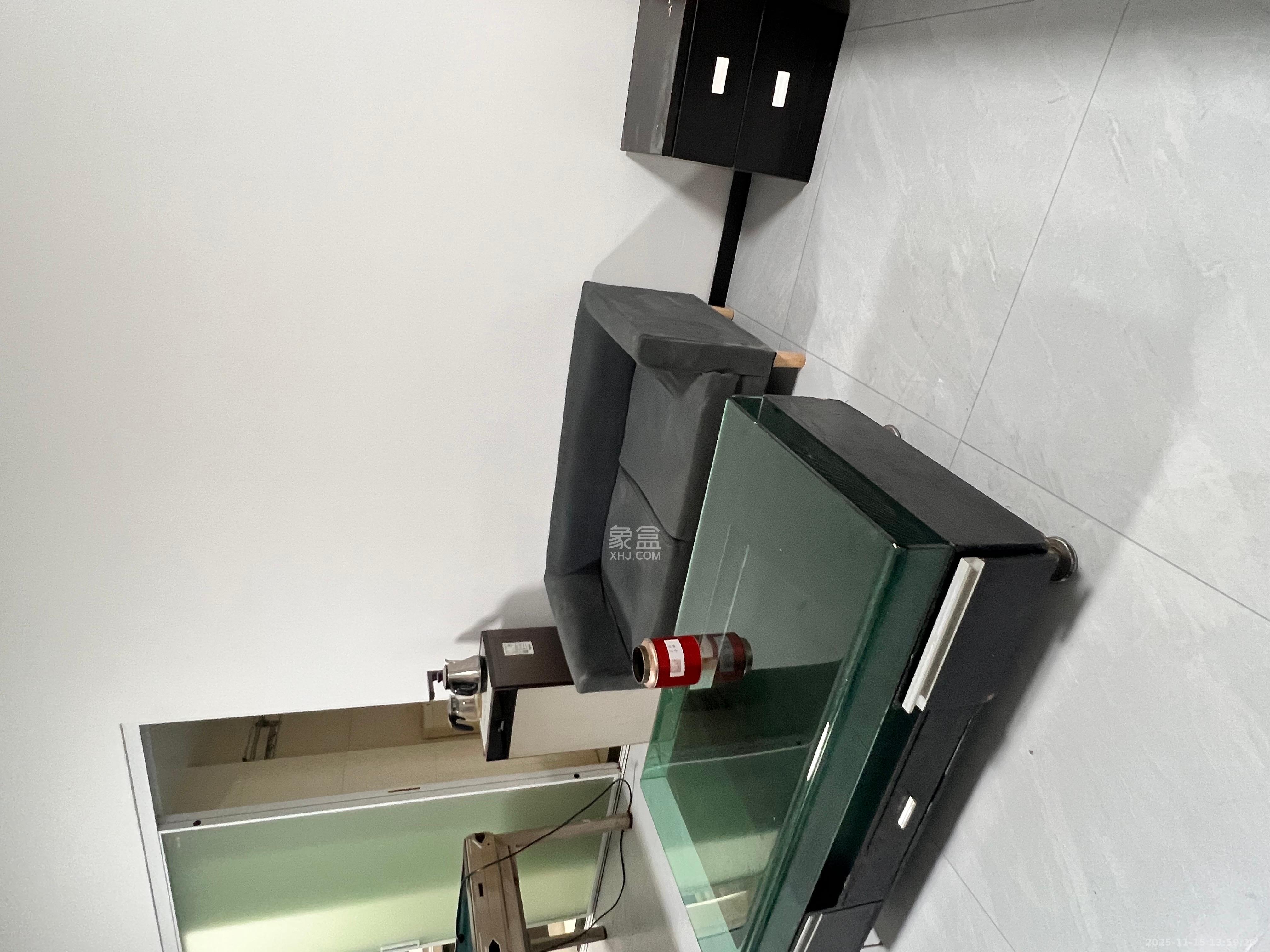 新芙蓉之都  1室1厅1卫    1700.0元/月室内图