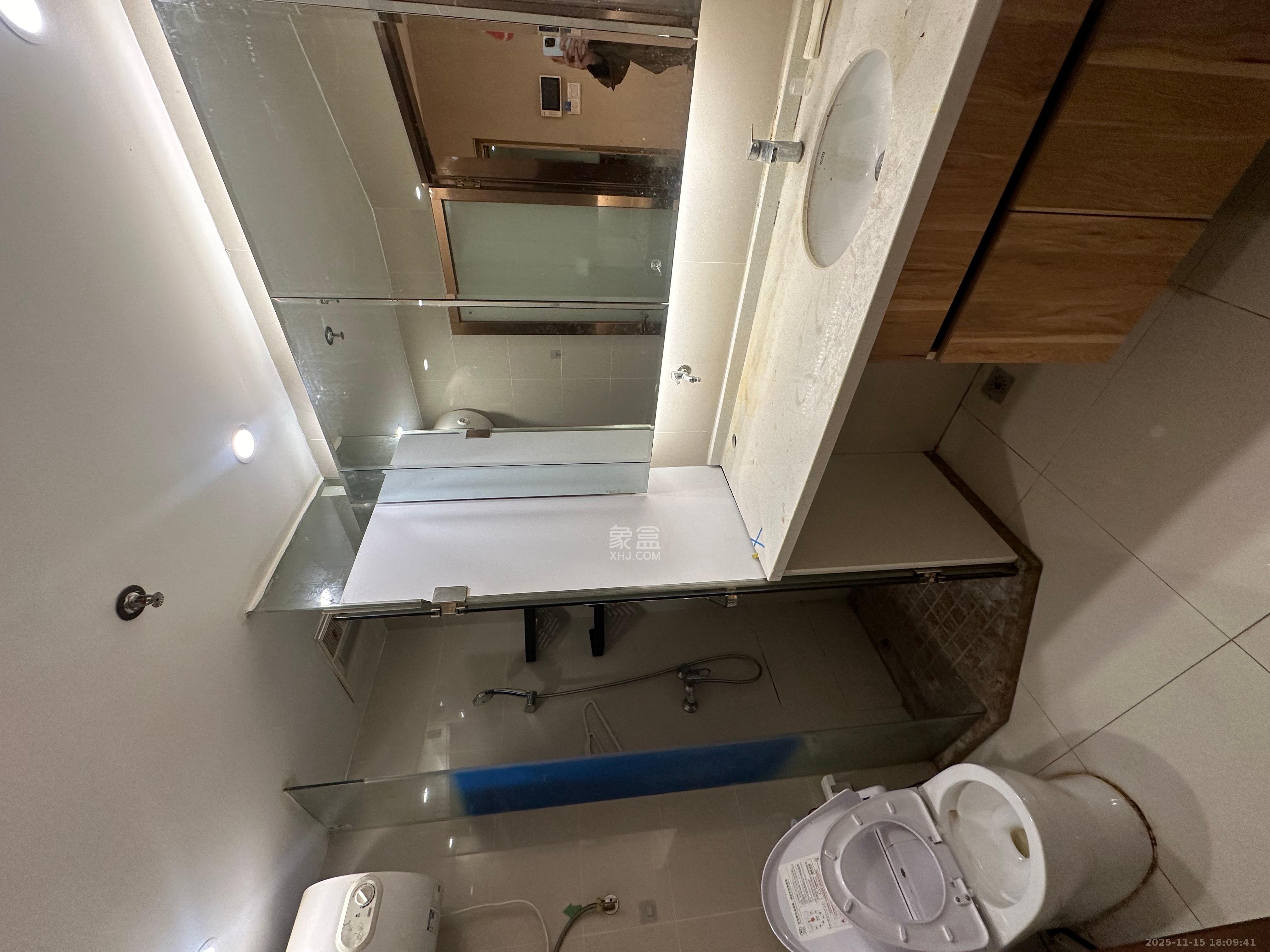 远洋外滩壹号 1室1厅1卫 3300.0元/月 远洋外滩壹号 1室1厅1卫 3300.0元/月室内图