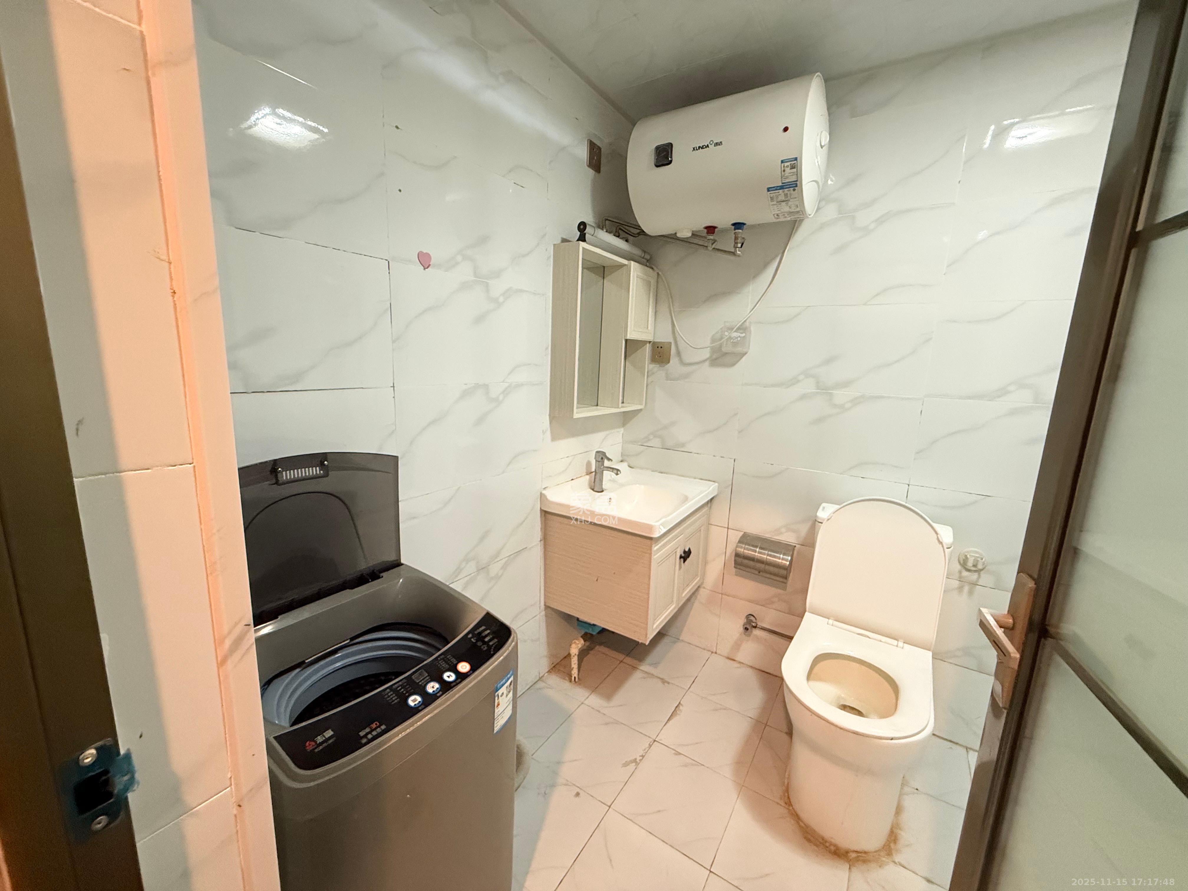 佳程C+公寓  1室0厅0卫    1800.0元/月