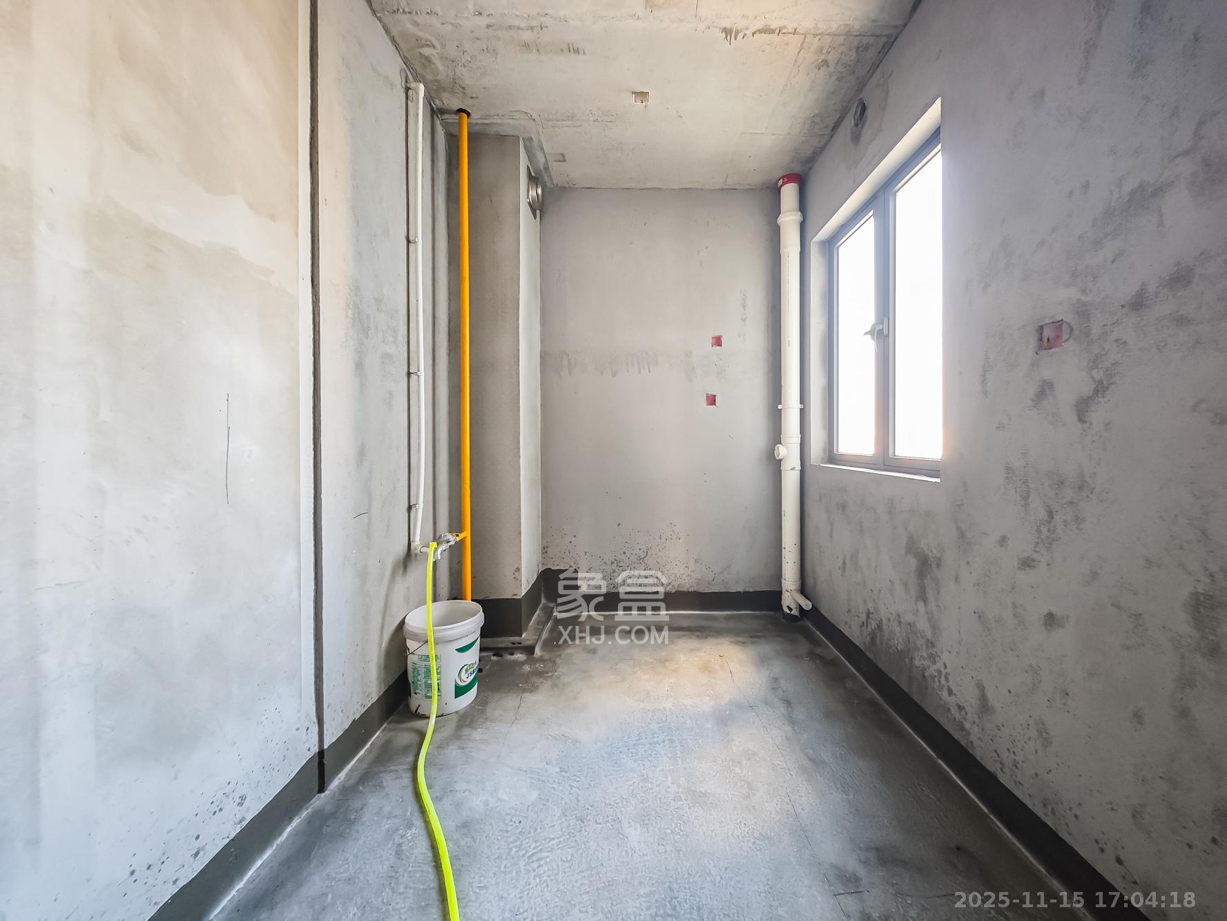 周南学府 4室2厅2卫 107.0万 周南学府 4室2厅2卫 107.0万厨房